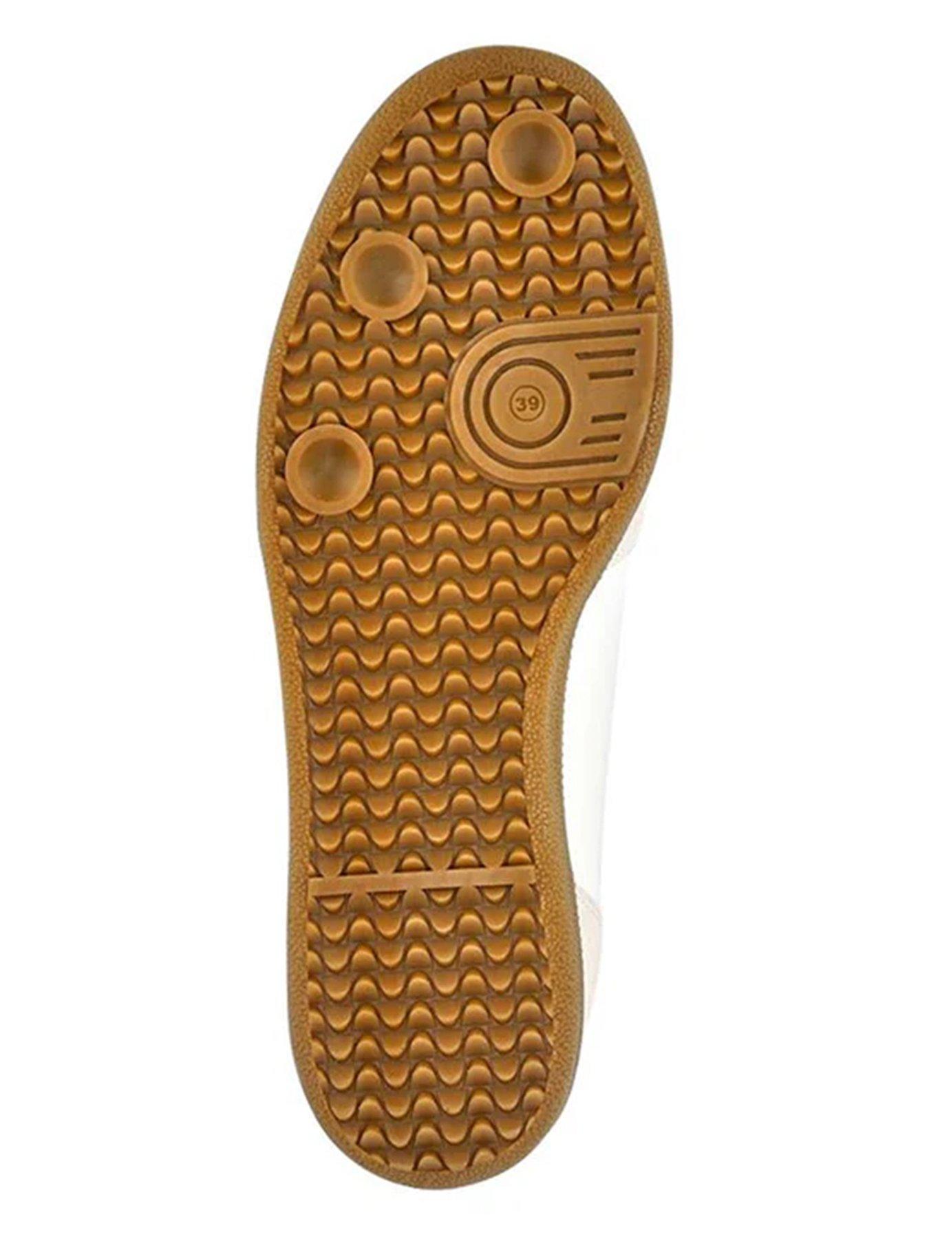 jones-bootmaker-artea-lace-up-trainer-whitesilverdetail
