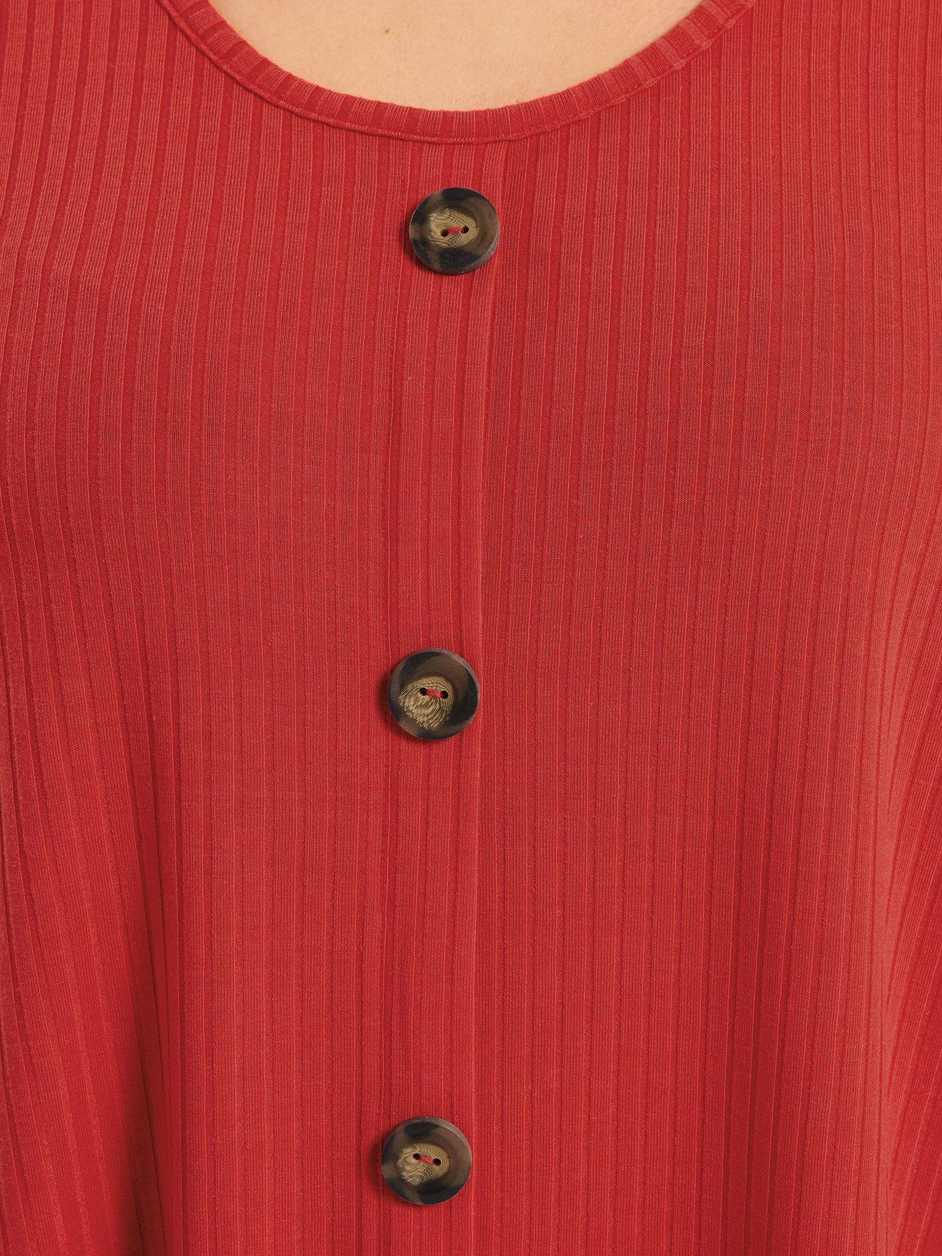 yours-curve-button-front-swing-t-shirtoutfit