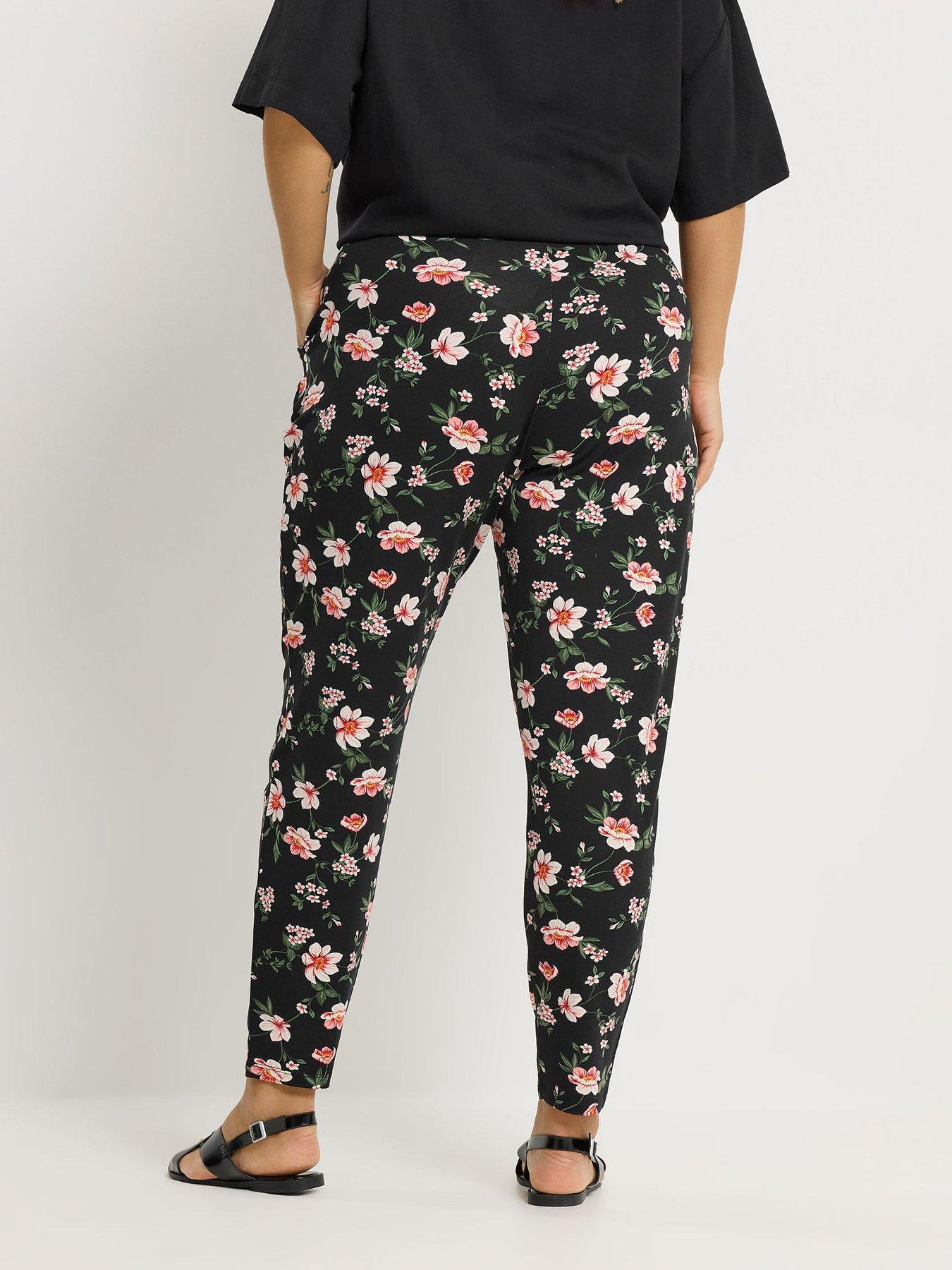 yours-curve-double-pleat-harem-trousers-blackstillFront