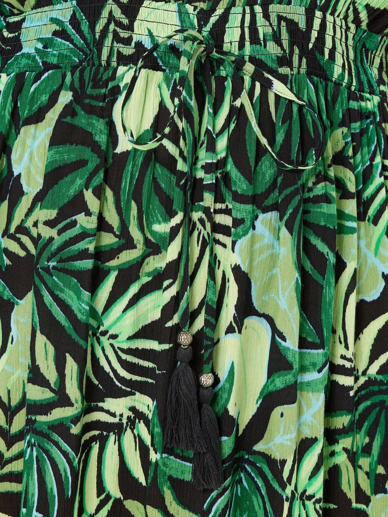 yours-curve-mini-crinkle-beach-coverupoutfit