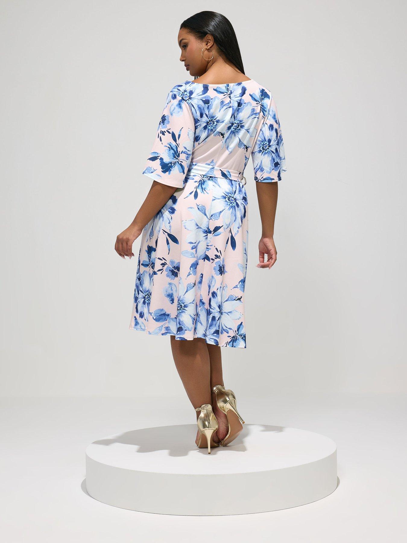 Image 2 of 5 of Yours Curve Floral Wrap Dress - Pink/Blue