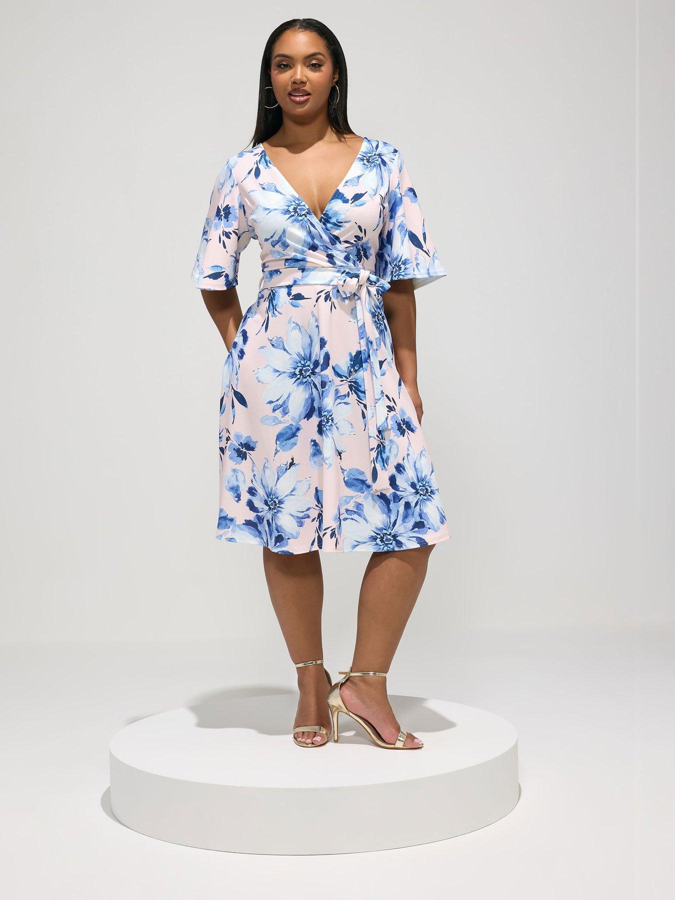 Image 3 of 5 of Yours Curve Floral Wrap Dress - Pink/Blue