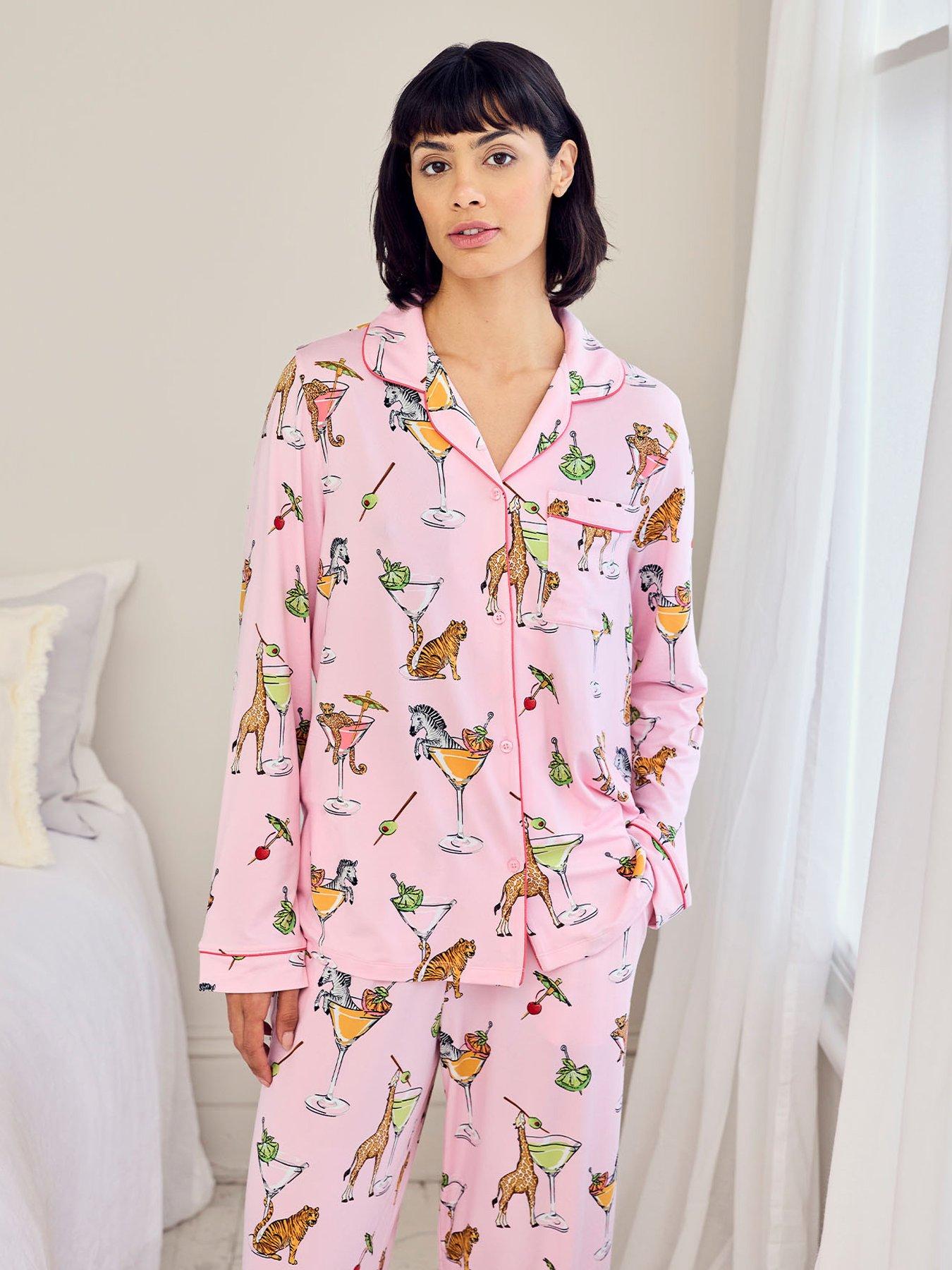 chelsea-peers-martini-animals-print-long-pyjama-set-pinkoutfit