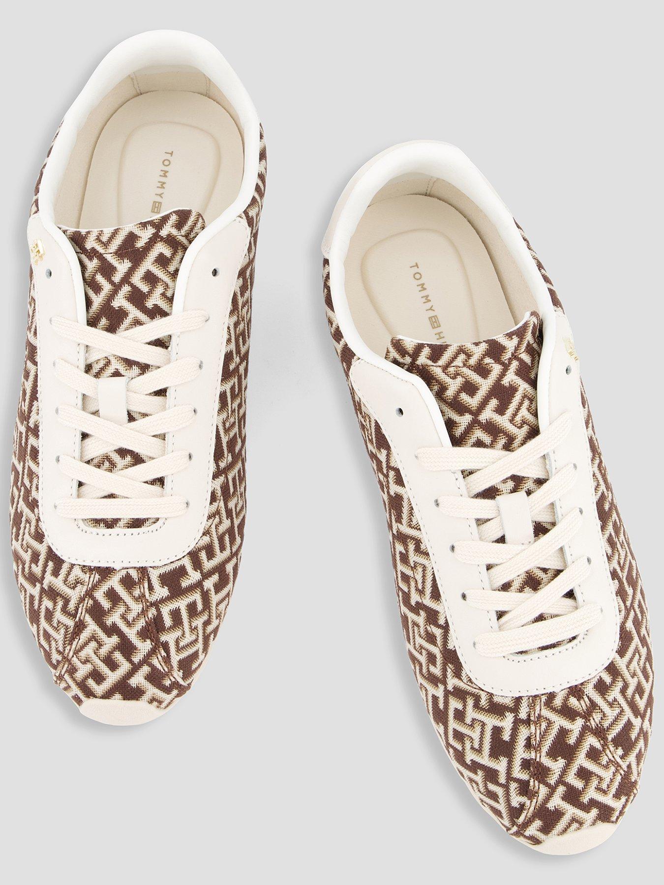 Image 3 of 7 of Tommy Hilfiger Monogram Textile Trainers - Brown