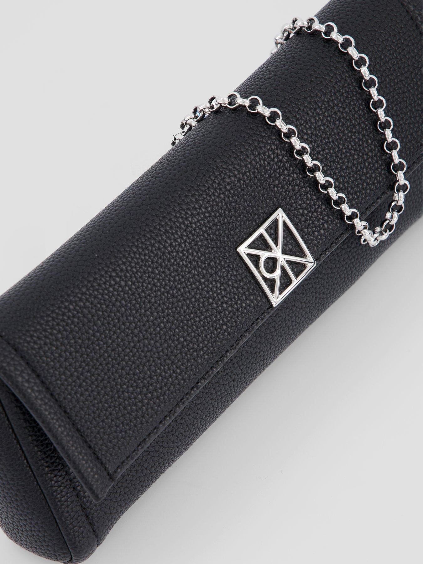 Image 6 of 6 of Calvin Klein Emblem Pebble Clutch Bag - Black
