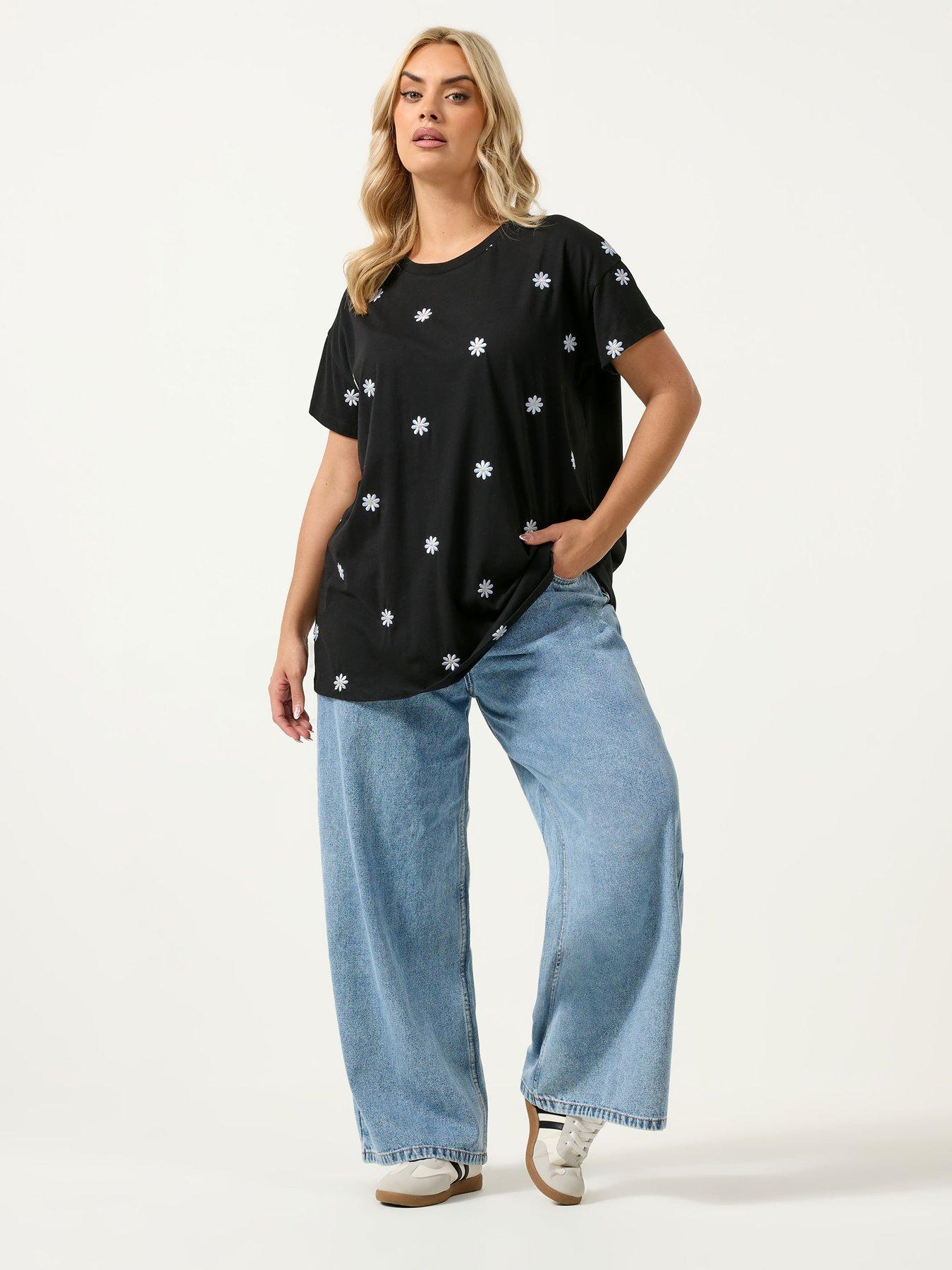 yours-curve-embroidery-daisy-t-shirt-blackback