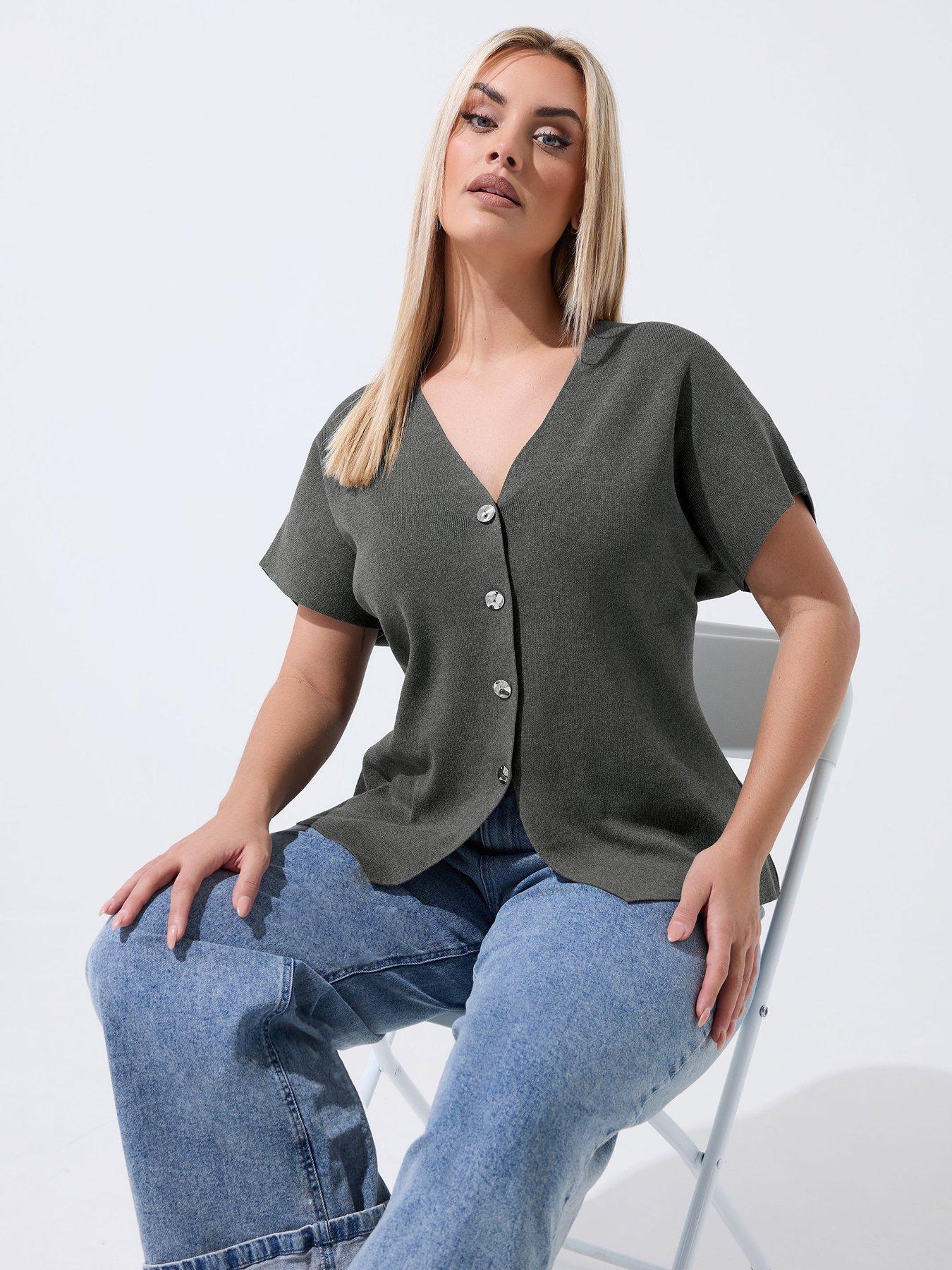yours-curve-double-button-knit-top-greyfront