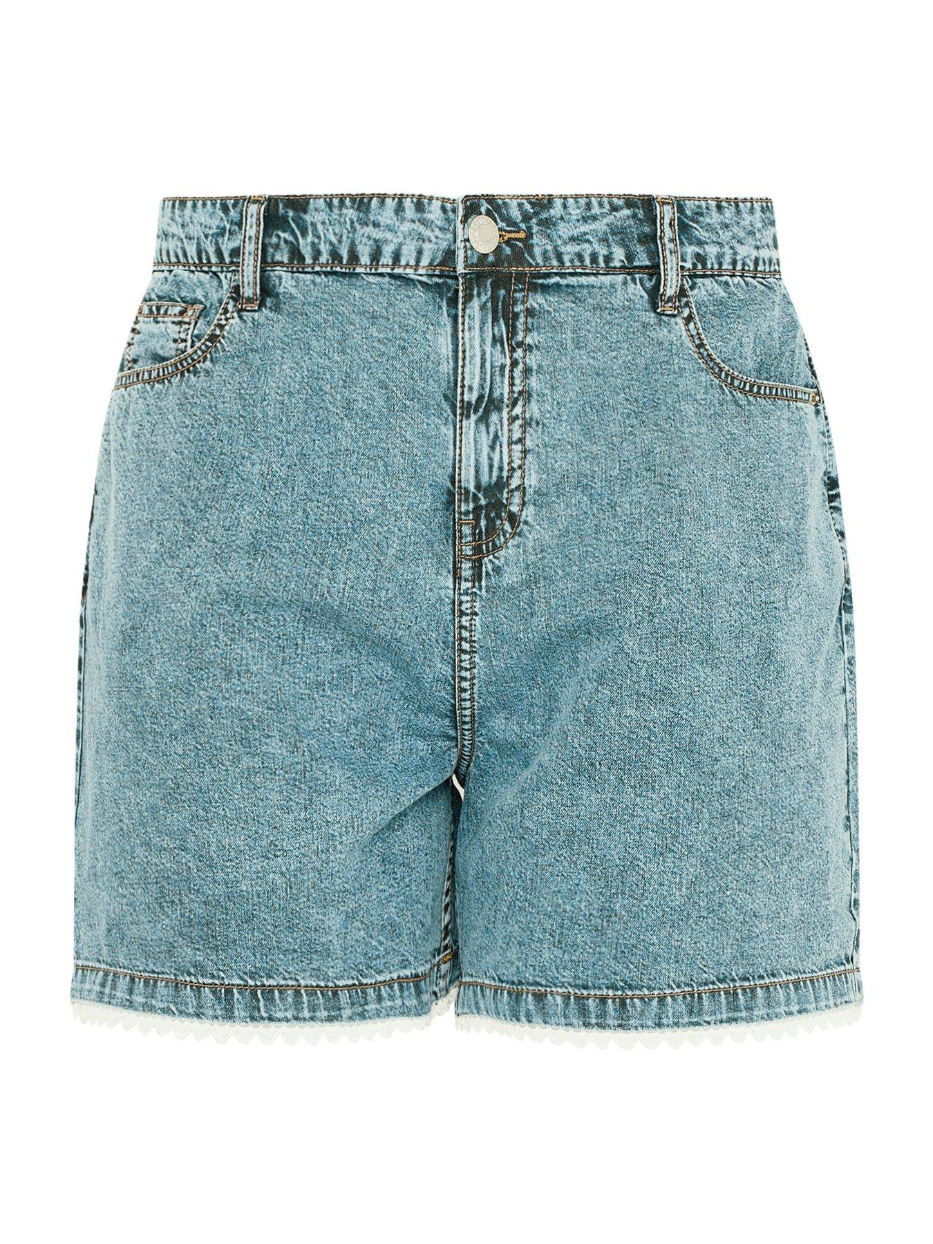 Image 5 of 5 of Yours Curve Scallop Lace Edge Denim Short