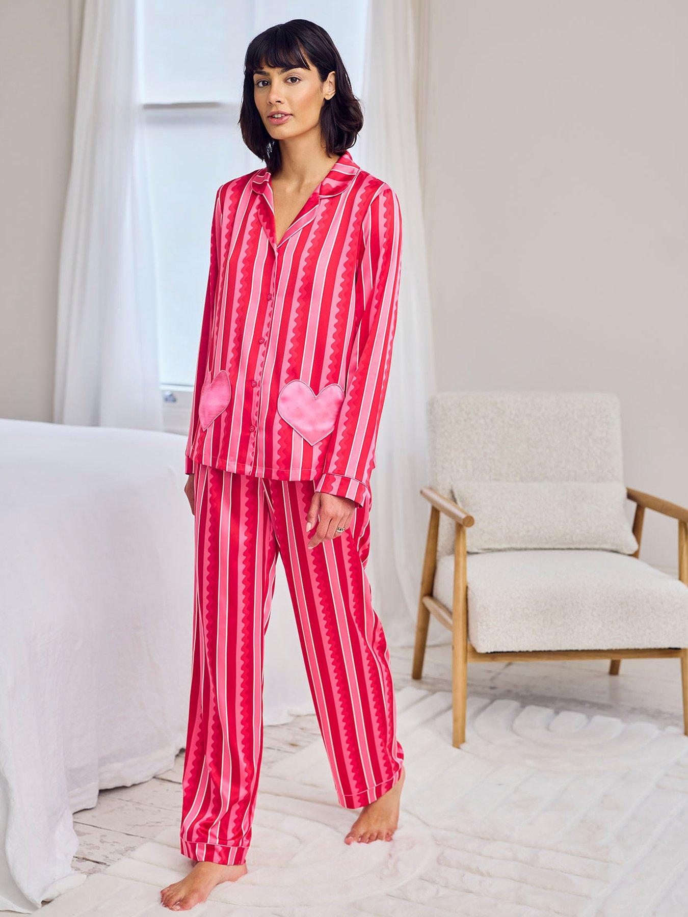 chelsea-peers-satin-heart-pocket-striped-long-pyjama-set-pink