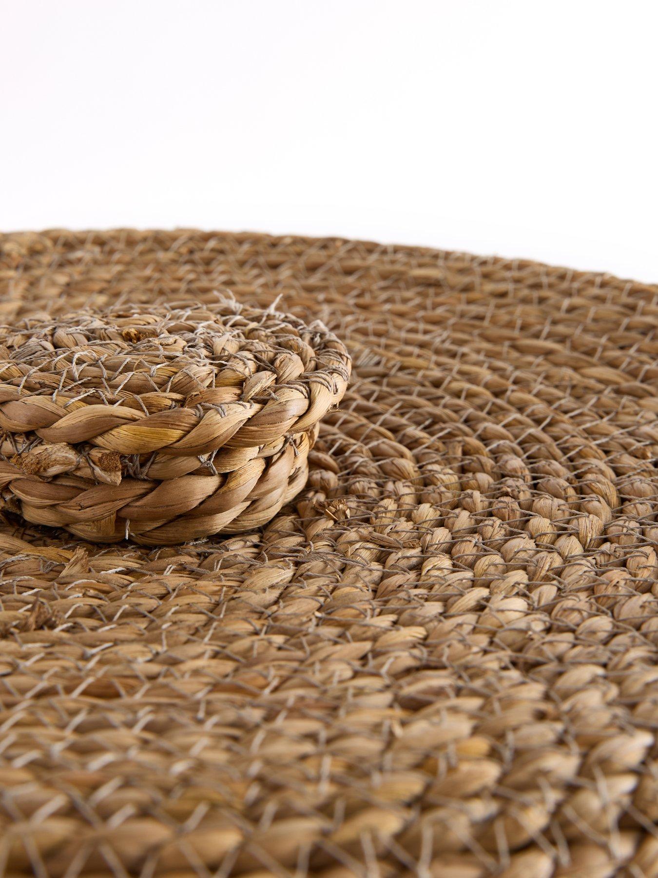 Image 4 of 6 of The Very Collection Bulrush Laundry Basket Large