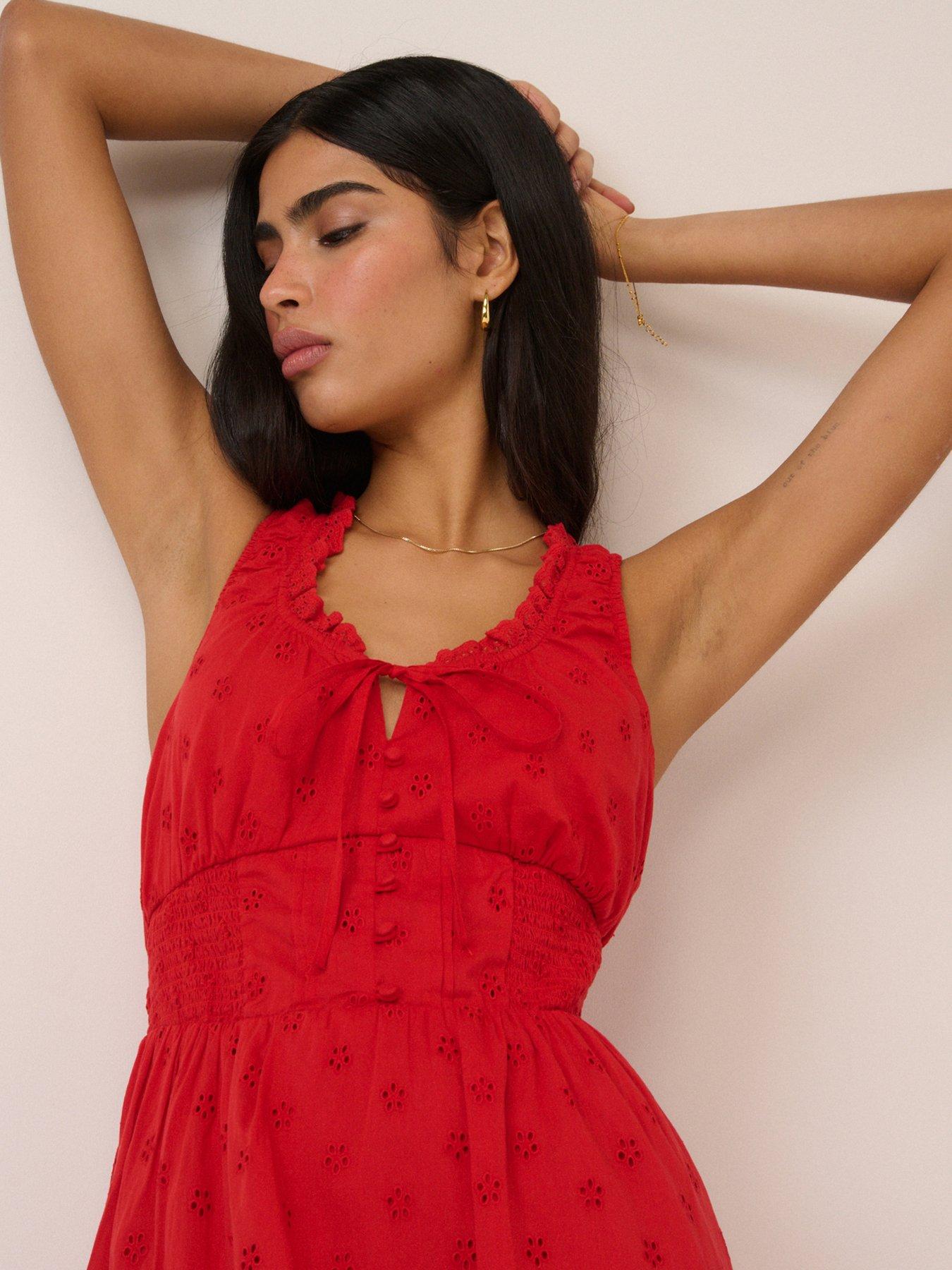 Image 4 of 6 of Nobodys Child Rylee Midi Dress - Red