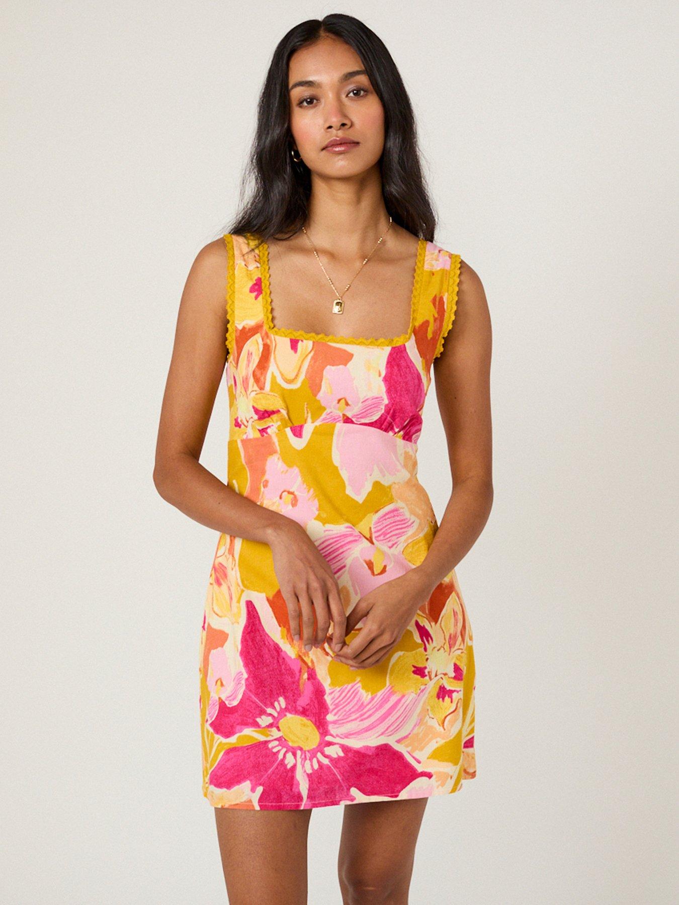 nobodys-child-ciara-mini-dress-pinkdetail