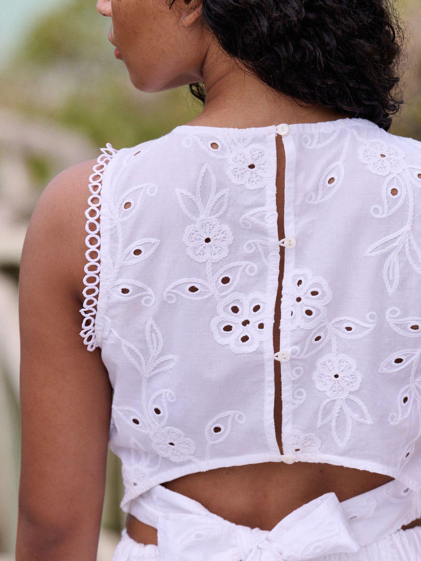 ted-baker-b-by-ted-baker-broidery-top-whitedetail