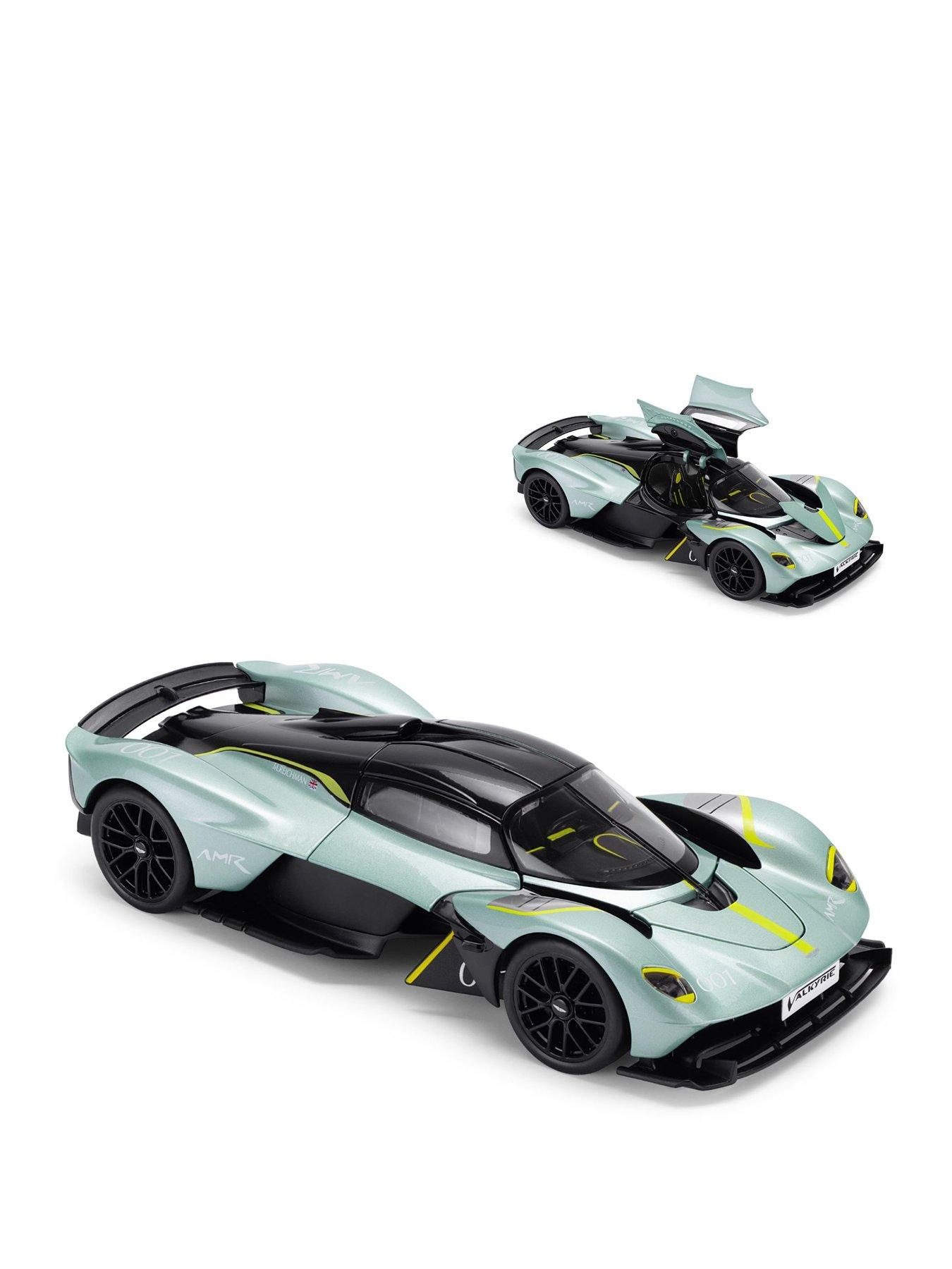 Image 1 of 7 of Die Cast 1:18 scale Aston Martin Valkyrie Appletree Green