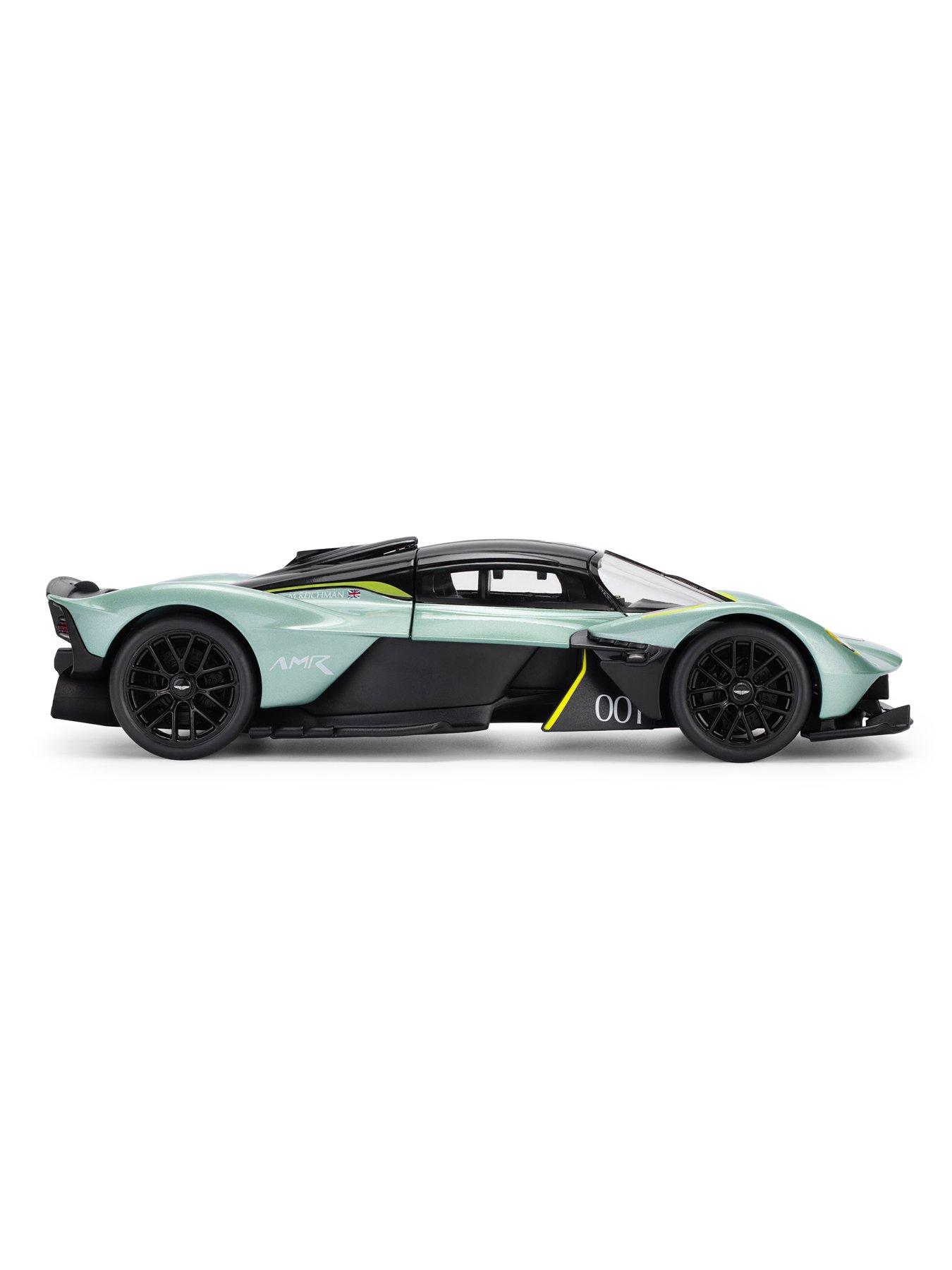 Image 6 of 7 of Die Cast 1:18 scale Aston Martin Valkyrie Appletree Green