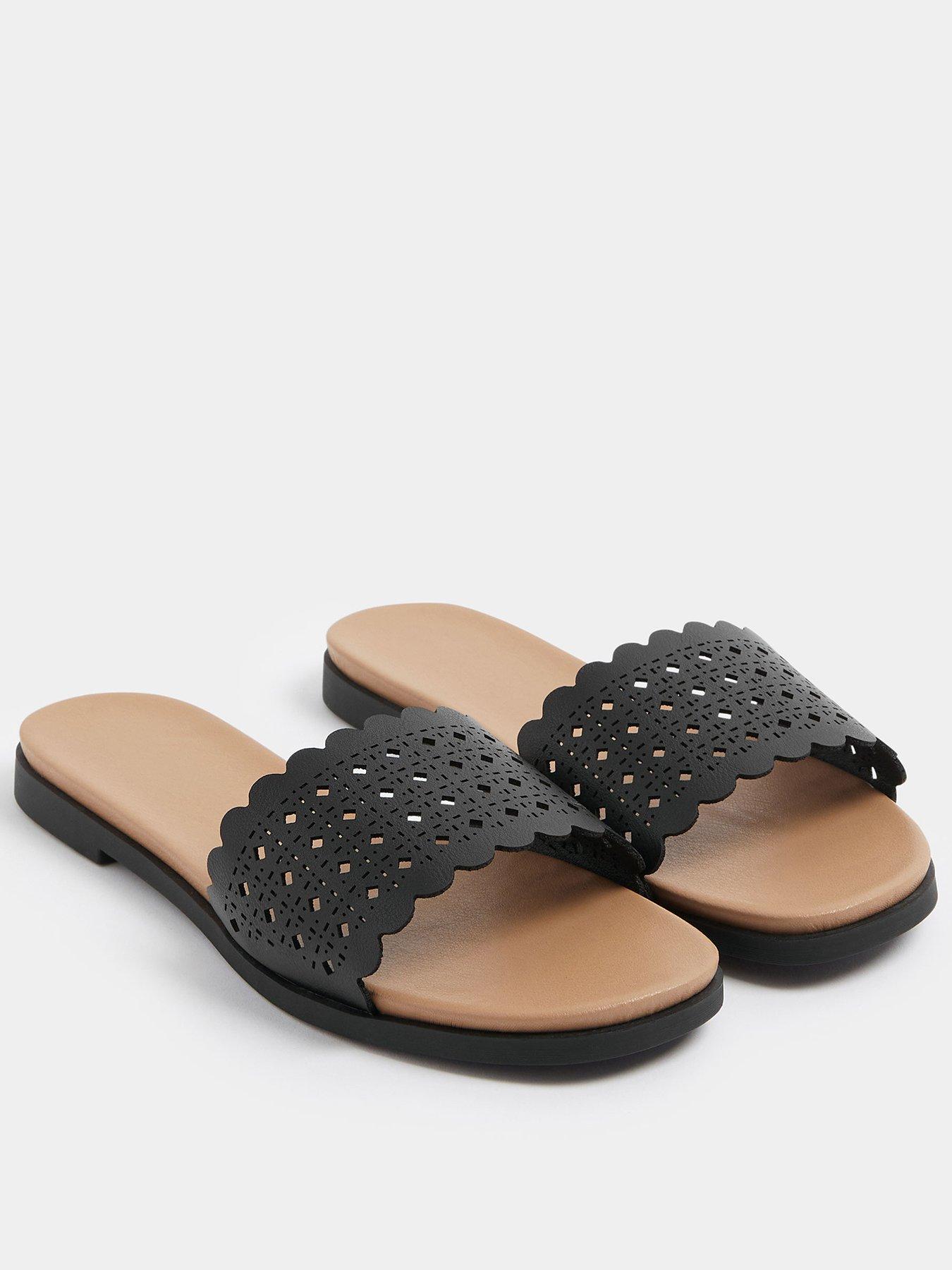 yours-curve-extra-wide-fit-laser-cut-out-mule-blackstillFront