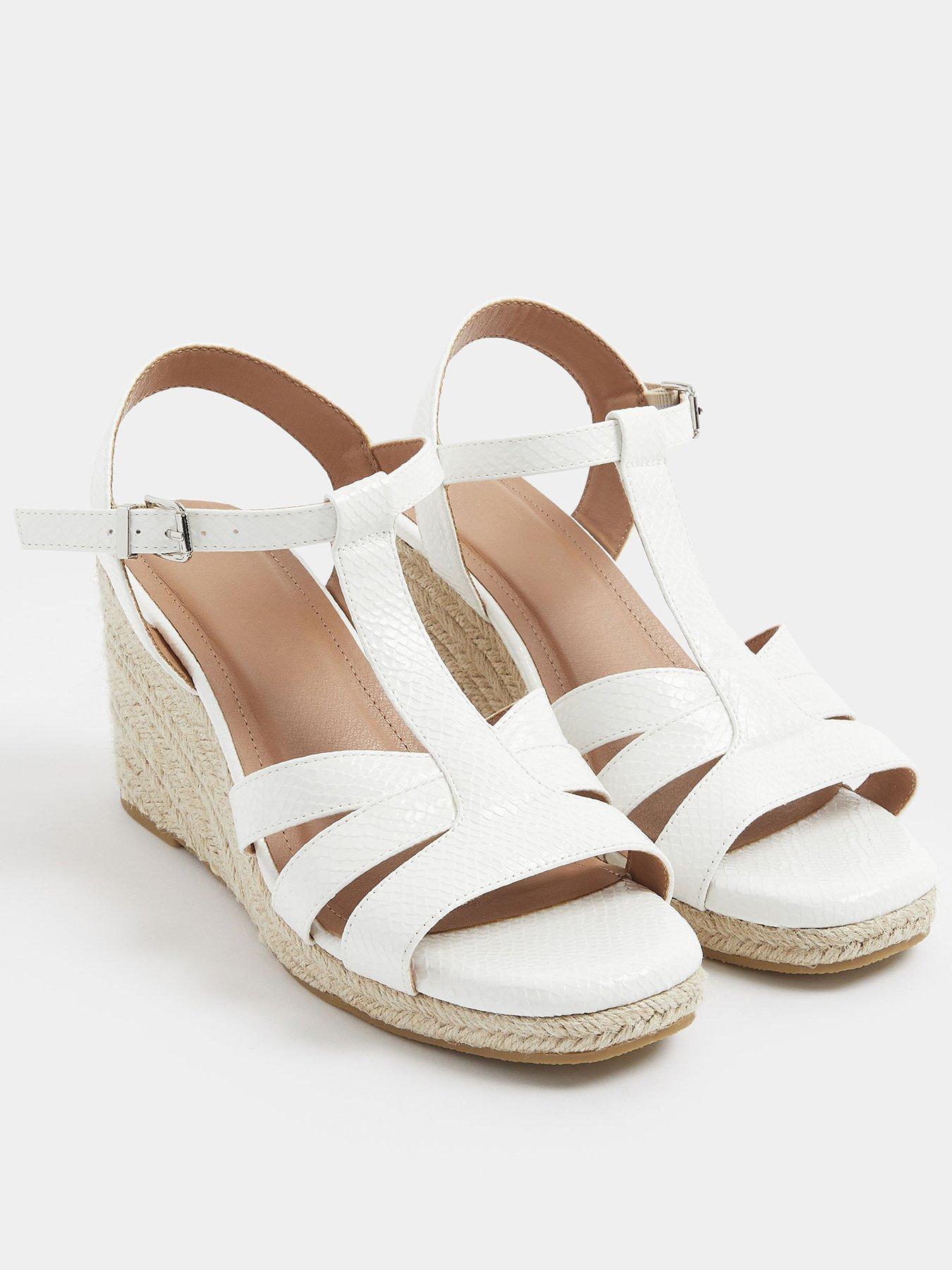 yours-curve-extra-wide-fit-t-bar-wedges-whitestillFront
