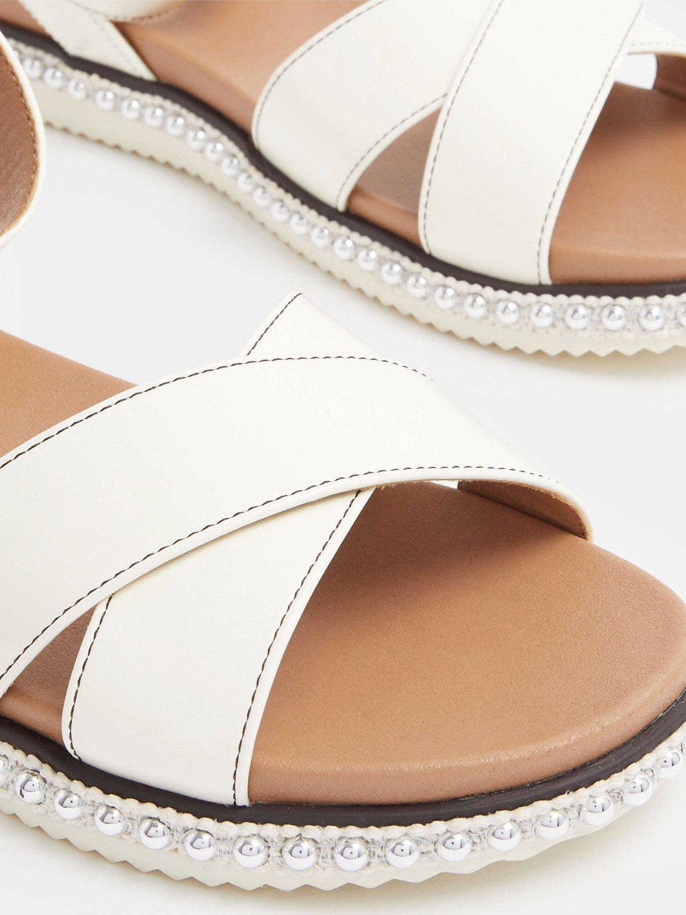 Image 4 of 4 of Yours Curve Wide Fit Cross Over Sandals - White