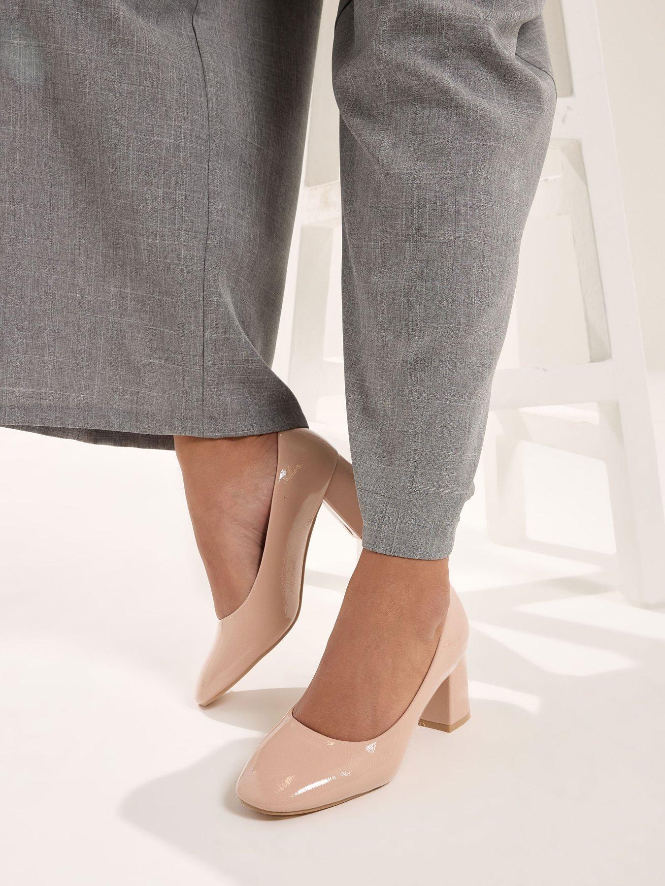 yours-curve-extra-wide-fit-block-heel-court-shoes-cream