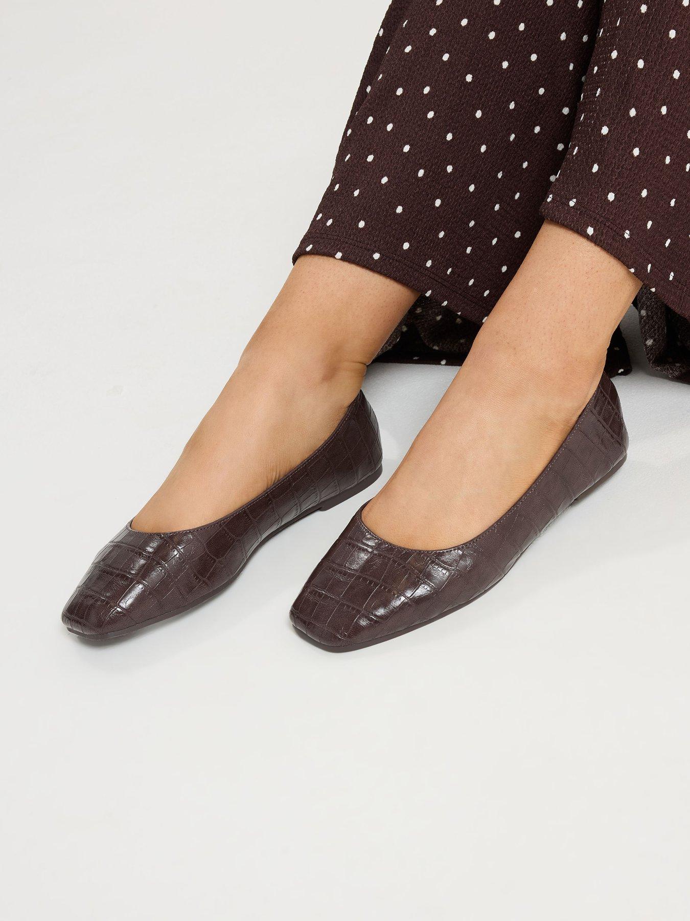 Image 4 of 4 of Yours Curve Extra Wide Fit Square Toe Ballet Pump
