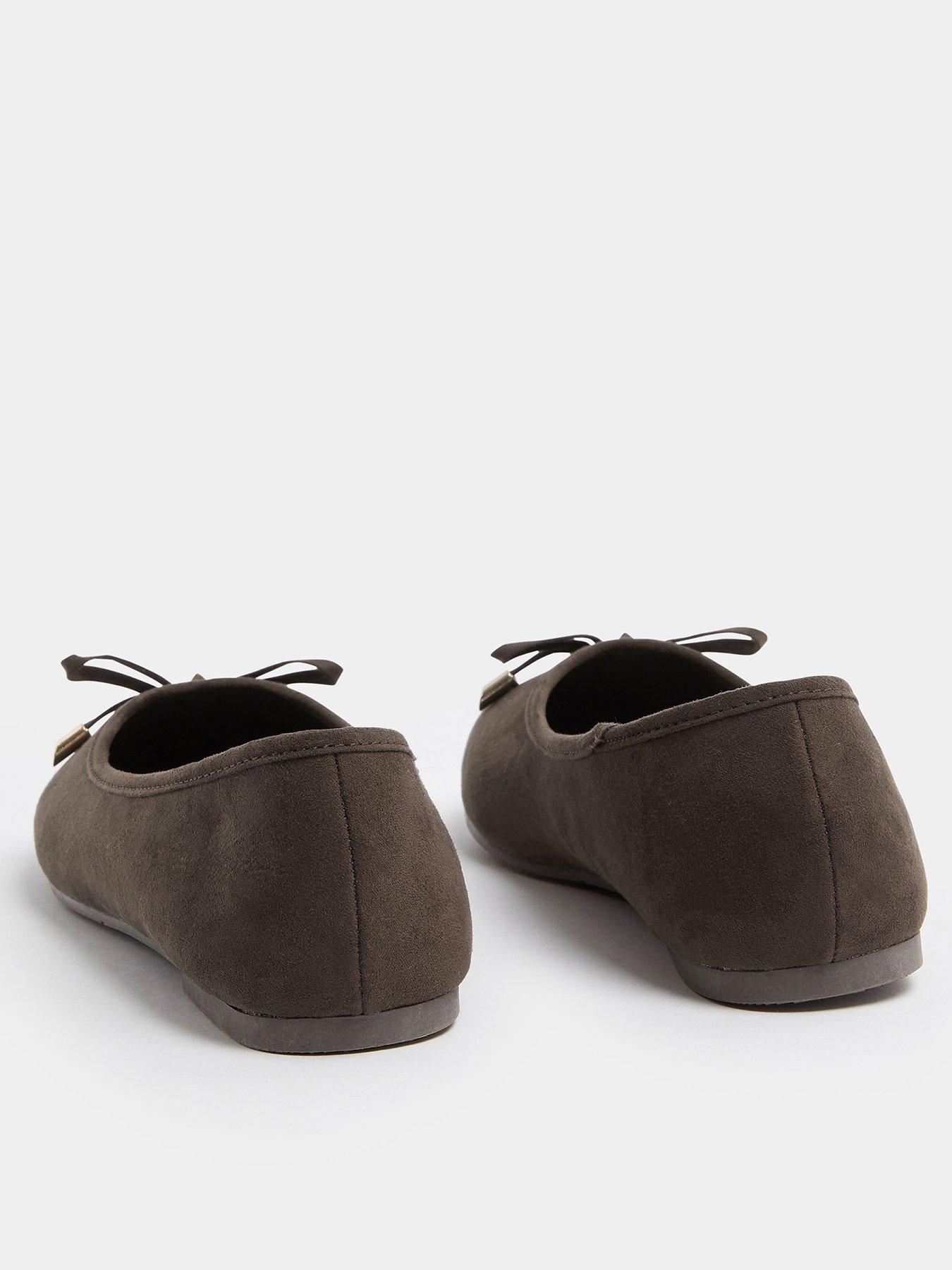 yours-curve-wide-fit-ballerina-pump-brownback