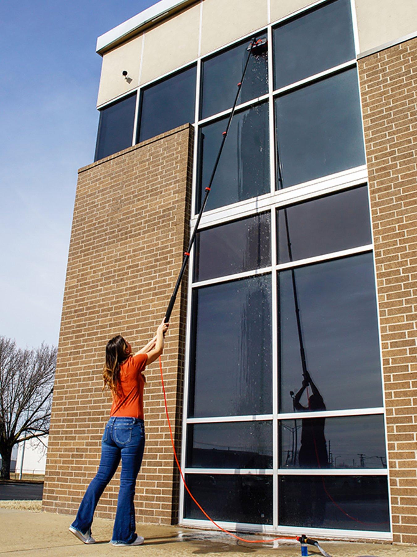 jml-starlyf-telescopic-hydro-window-cleaner-7moutfit