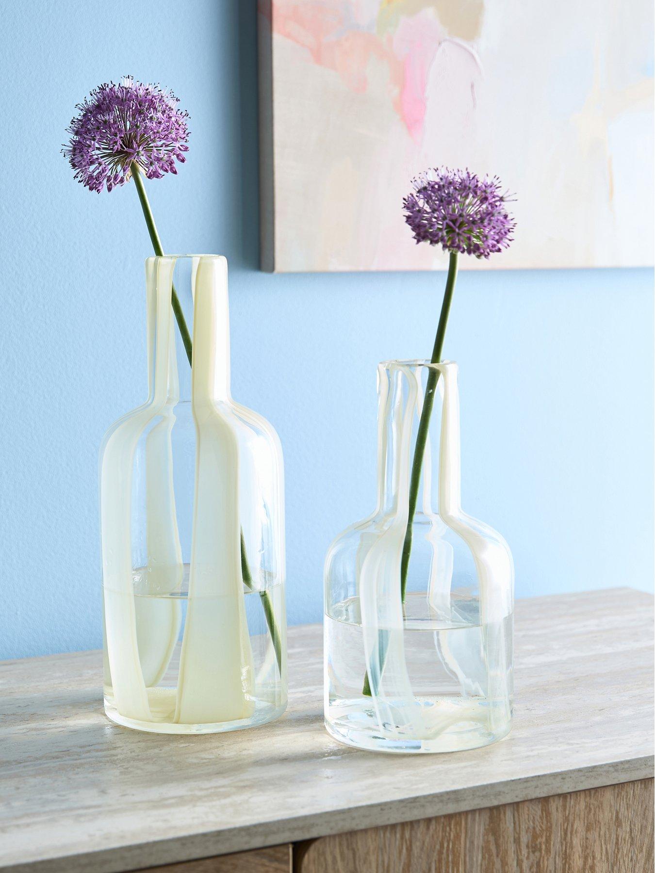 The Very Collection Striped Glass Vase Set Of 2 in Yellow