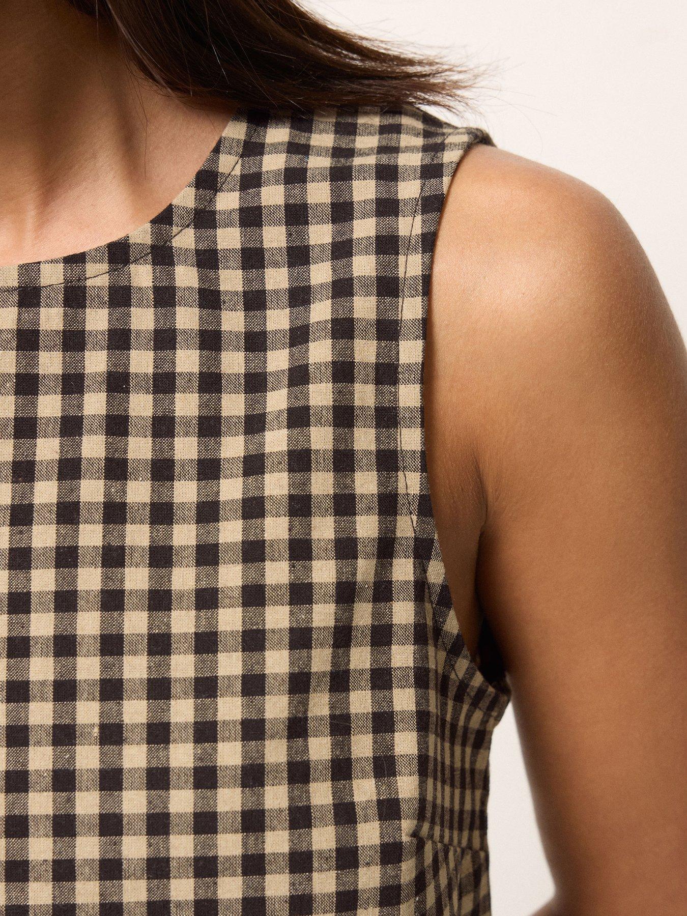pixiegirl-petite-gingham-sleeveless-shell-topdetail