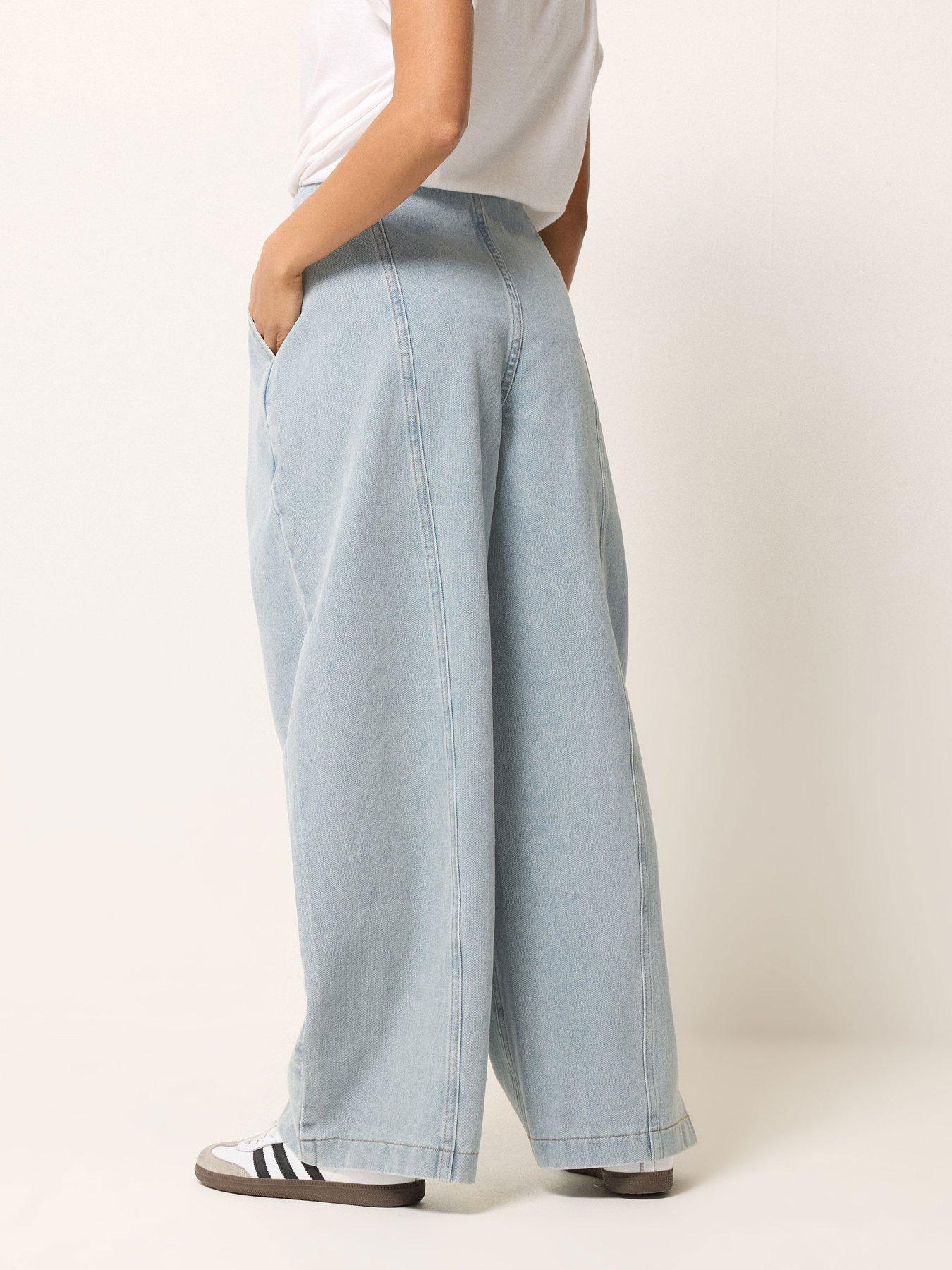 Image 2 of 5 of PixieGirl Petite Seam Front Balloon Jeans