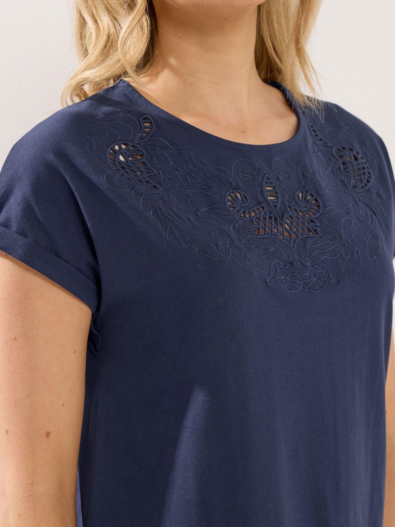 long-tall-sally-embroidered-t-shirt-blueoutfit