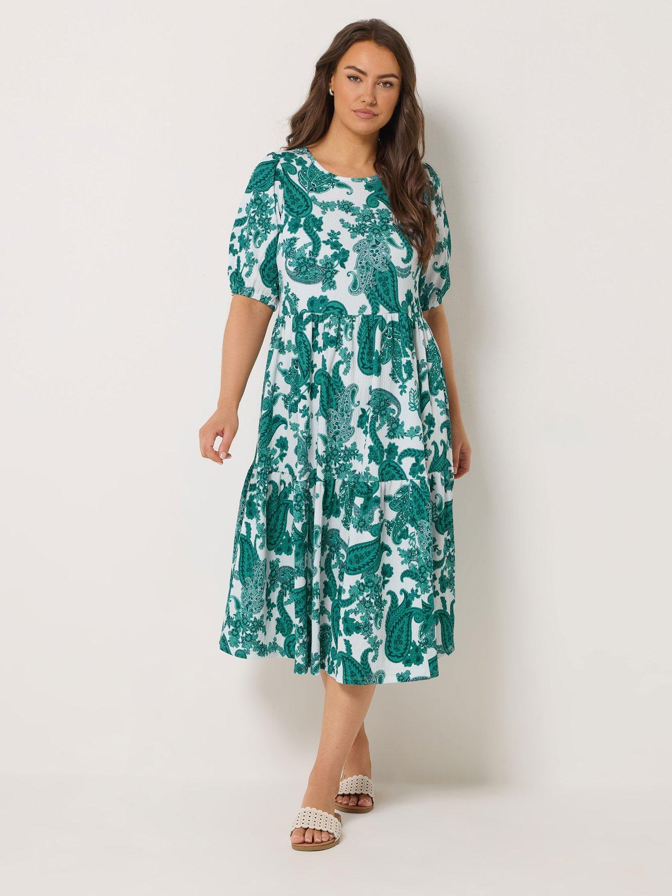 Image 3 of 5 of Yours Curve Puff Sleeve Tiered Midaxi Dress - White