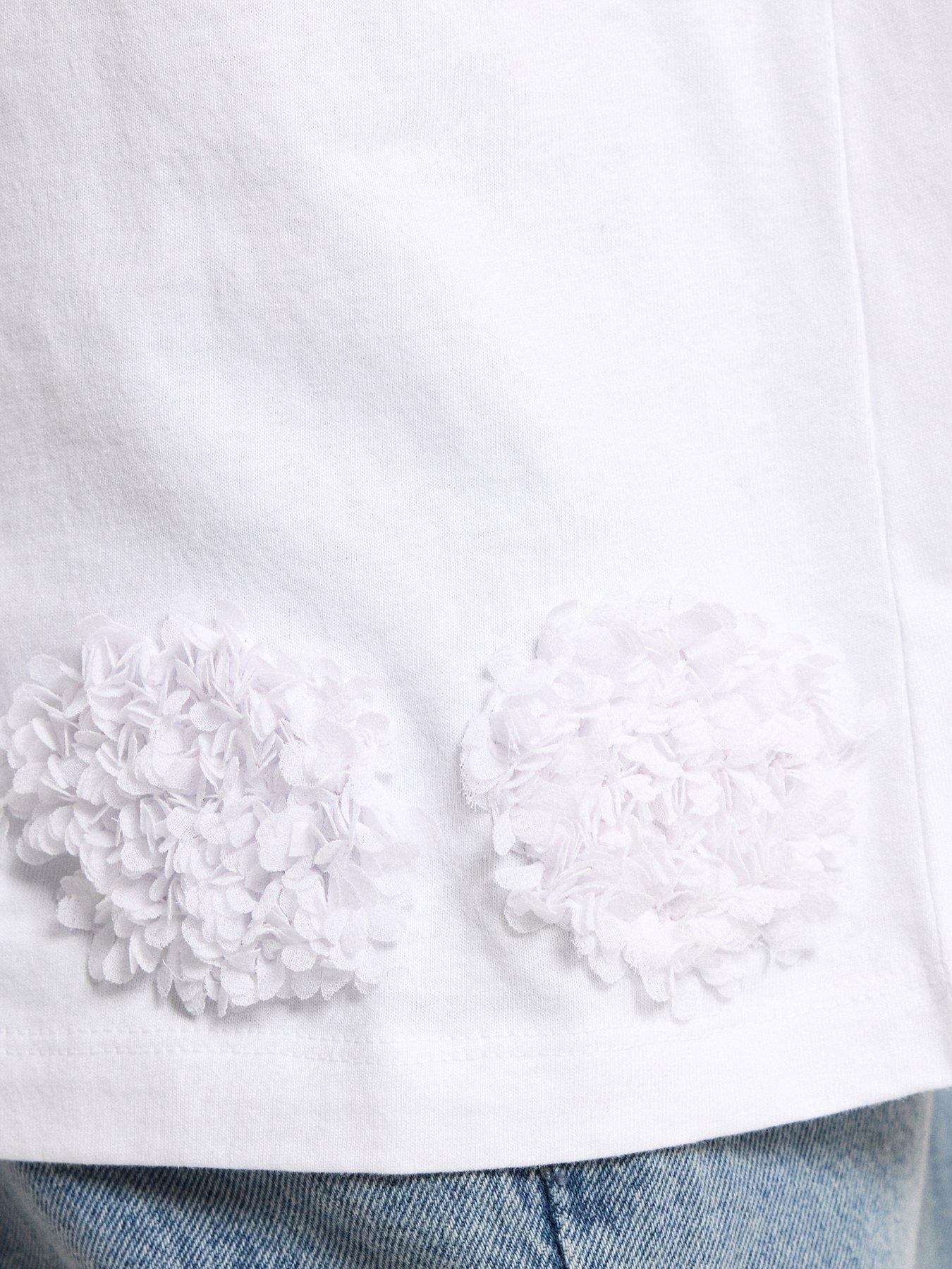 pixiegirl-petite-flower-hem-t-shirtoutfit