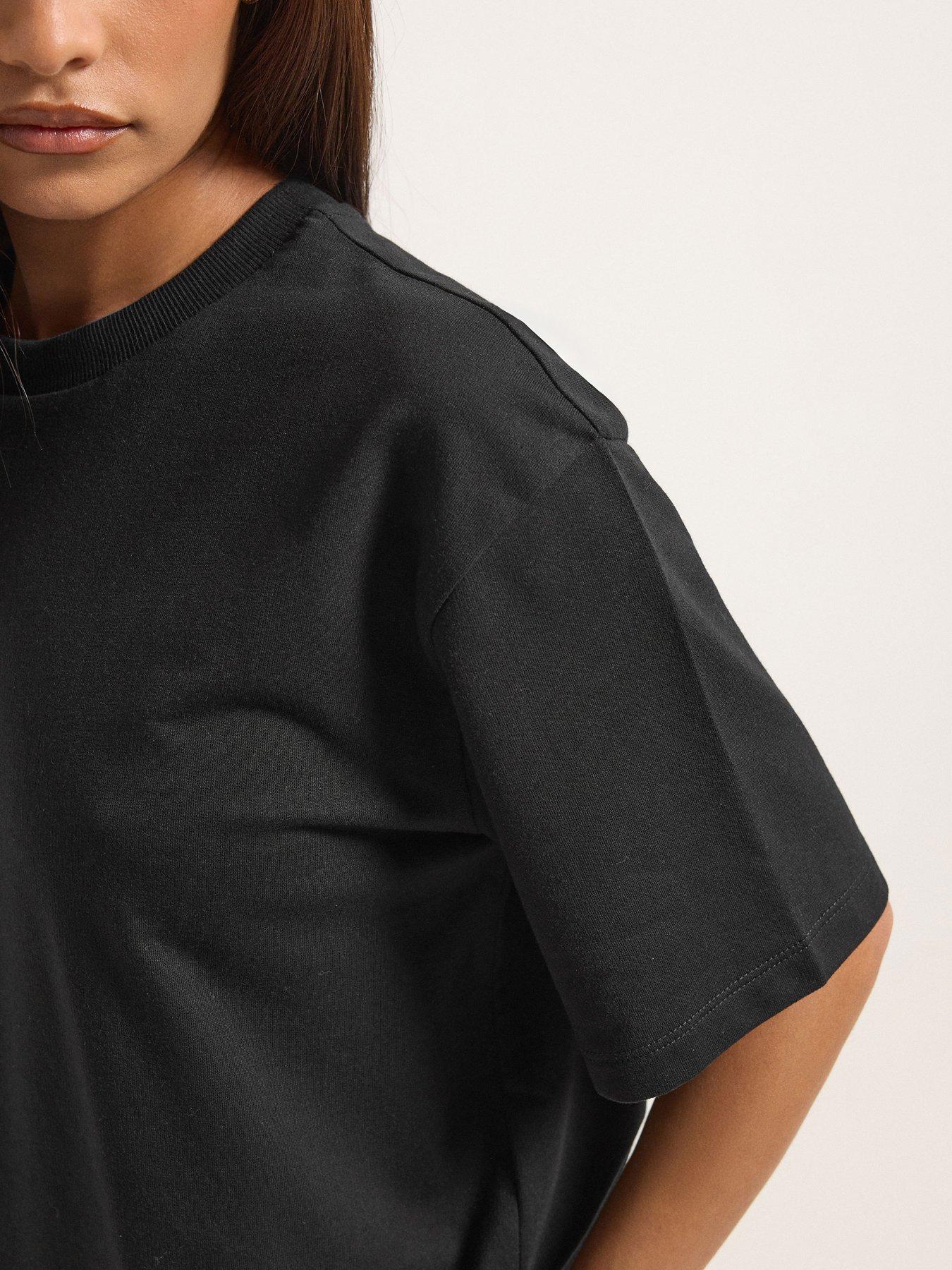 pixiegirl-petite-short-sleeve-sweat-t-shirt-blackoutfit