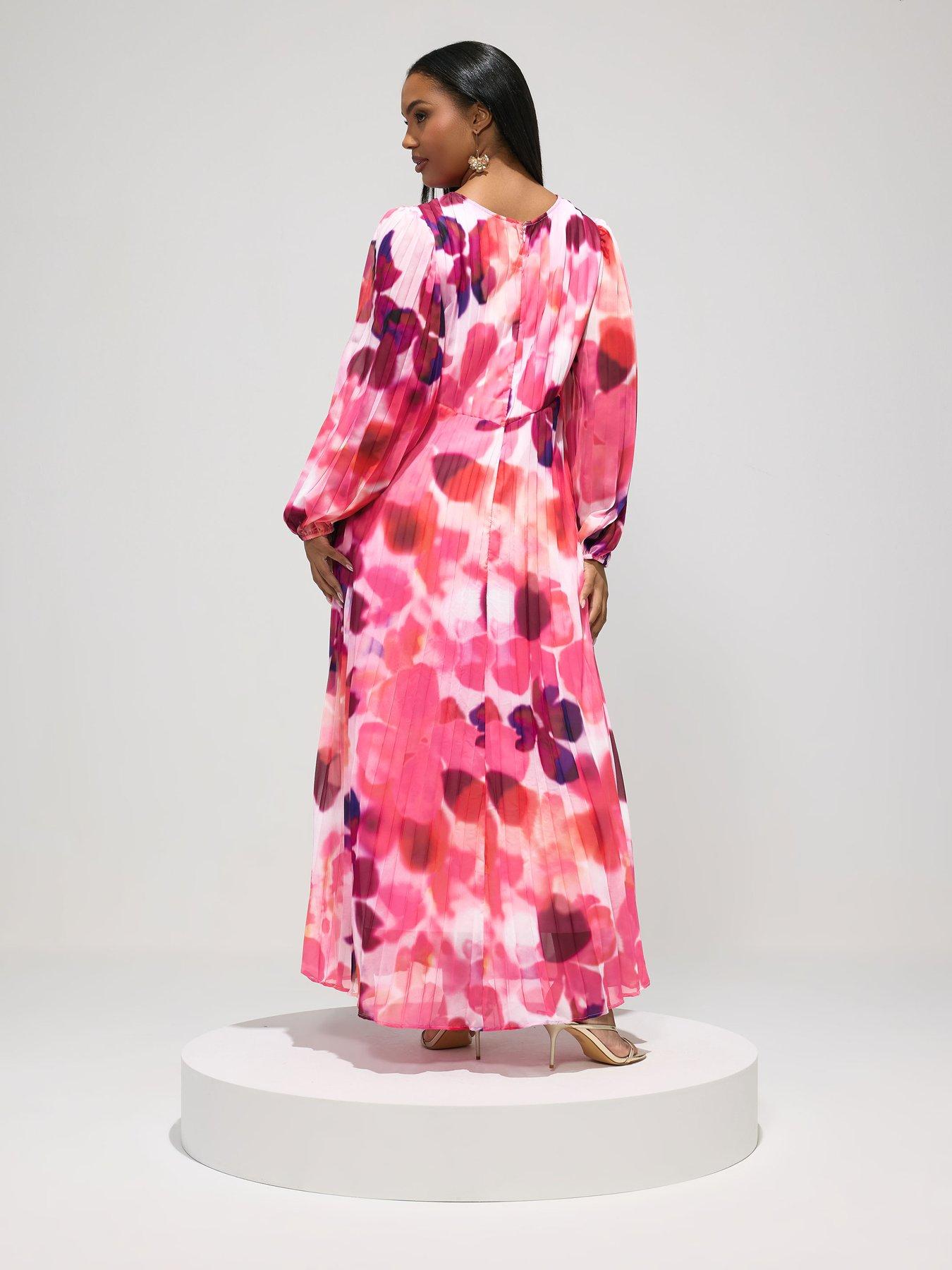 yours-curve-abstract-long-sleeve-pleat-dressstillFront
