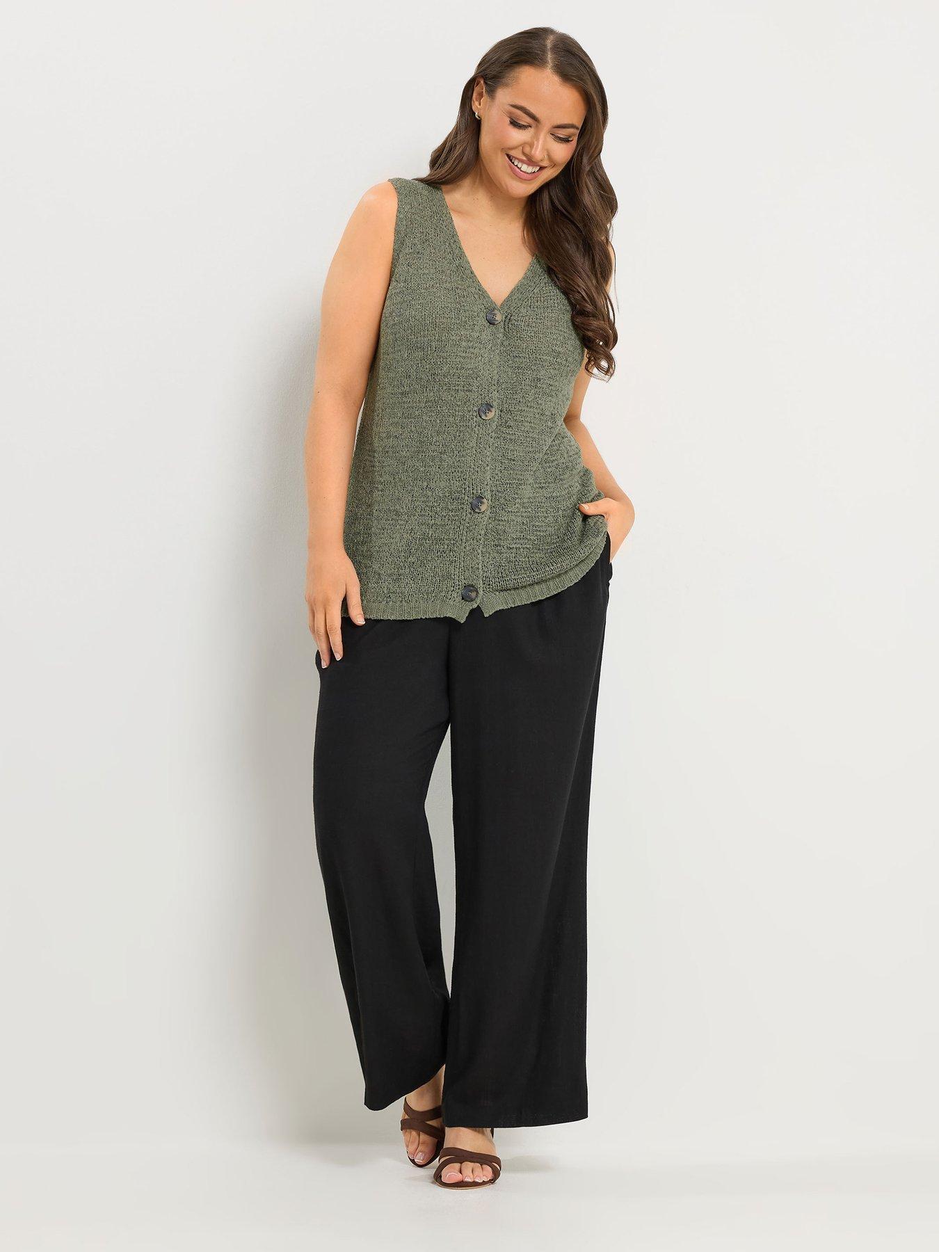 yours-curve-knitted-waistcoatoutfit