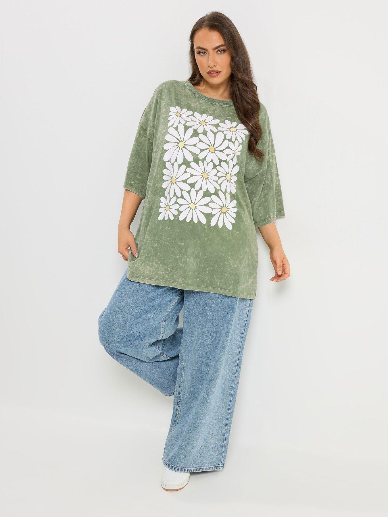 Image 3 of 5 of Yours Curve Placement Boxy T-Shirt - Green