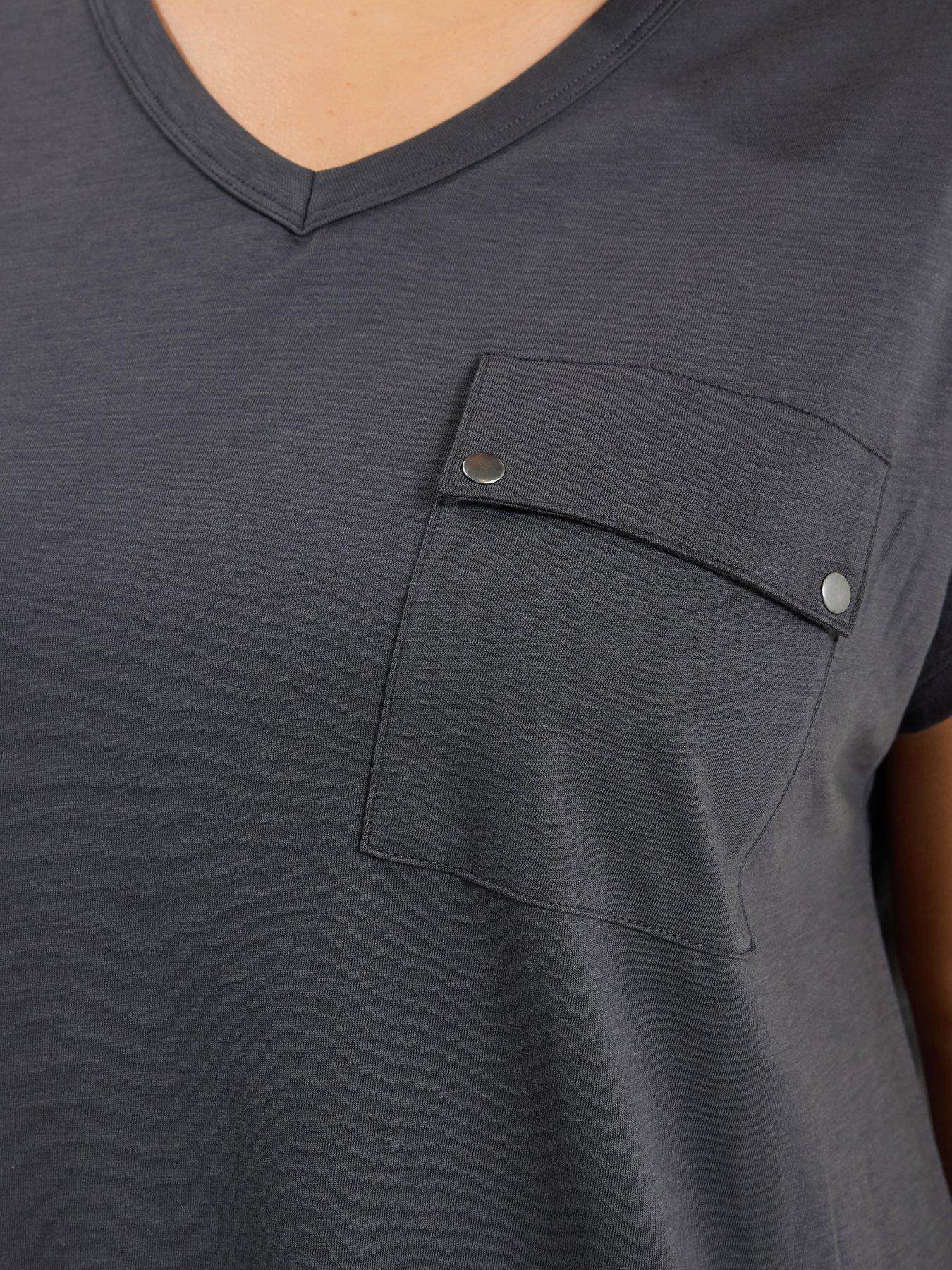 yours-curve-stud-pocket-t-shirt-greyoutfit
