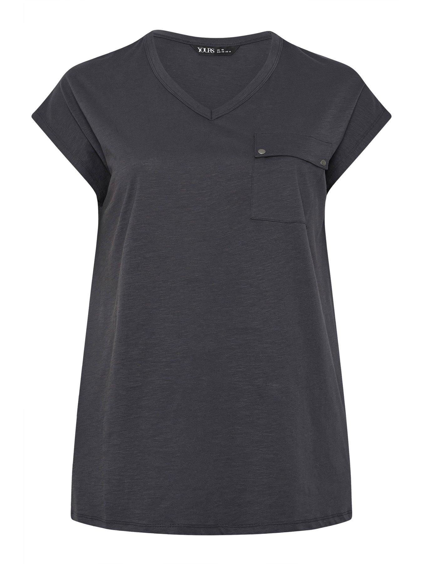yours-curve-stud-pocket-t-shirt-greydetail