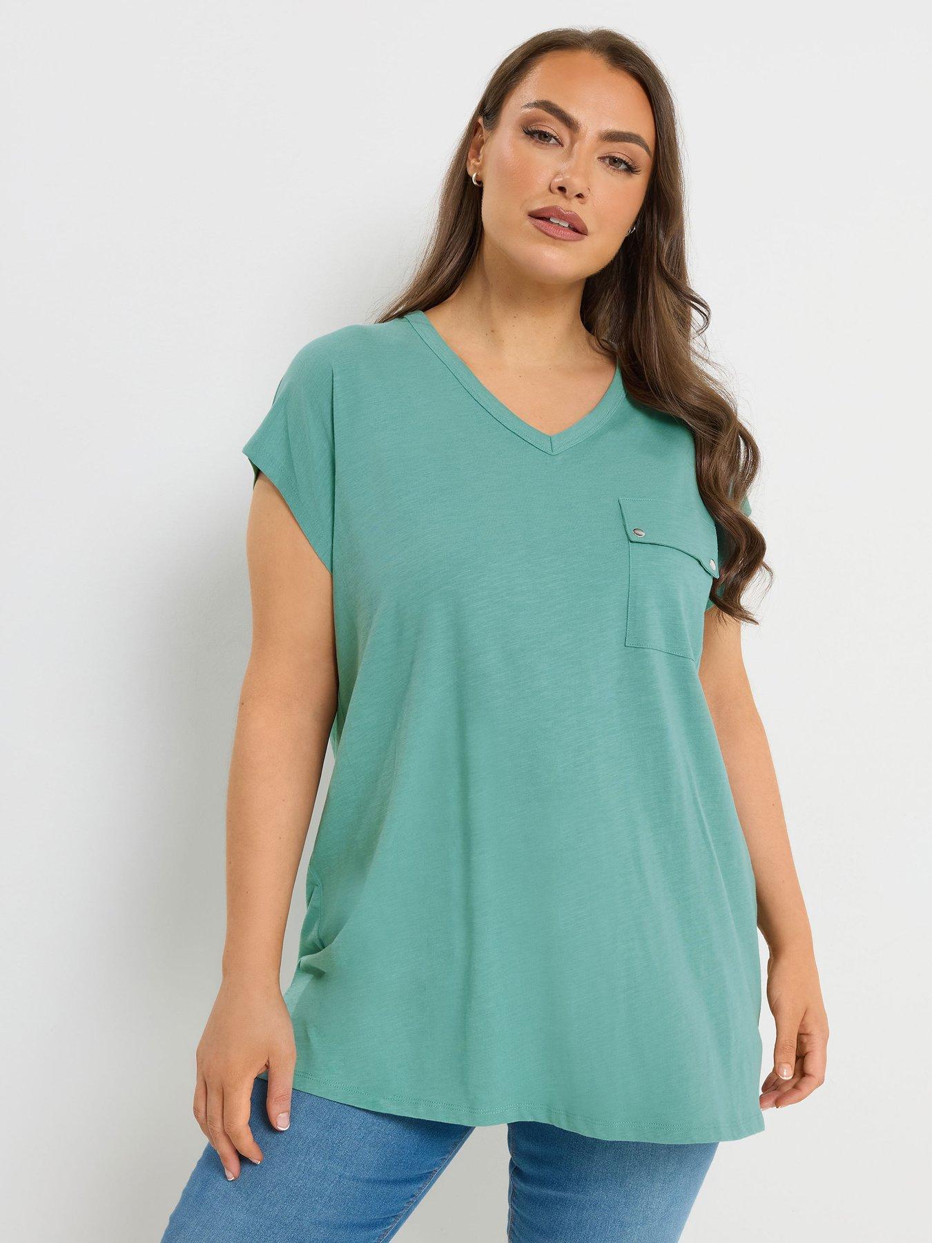 yours-curve-stud-pocket-t-shirtoutfit