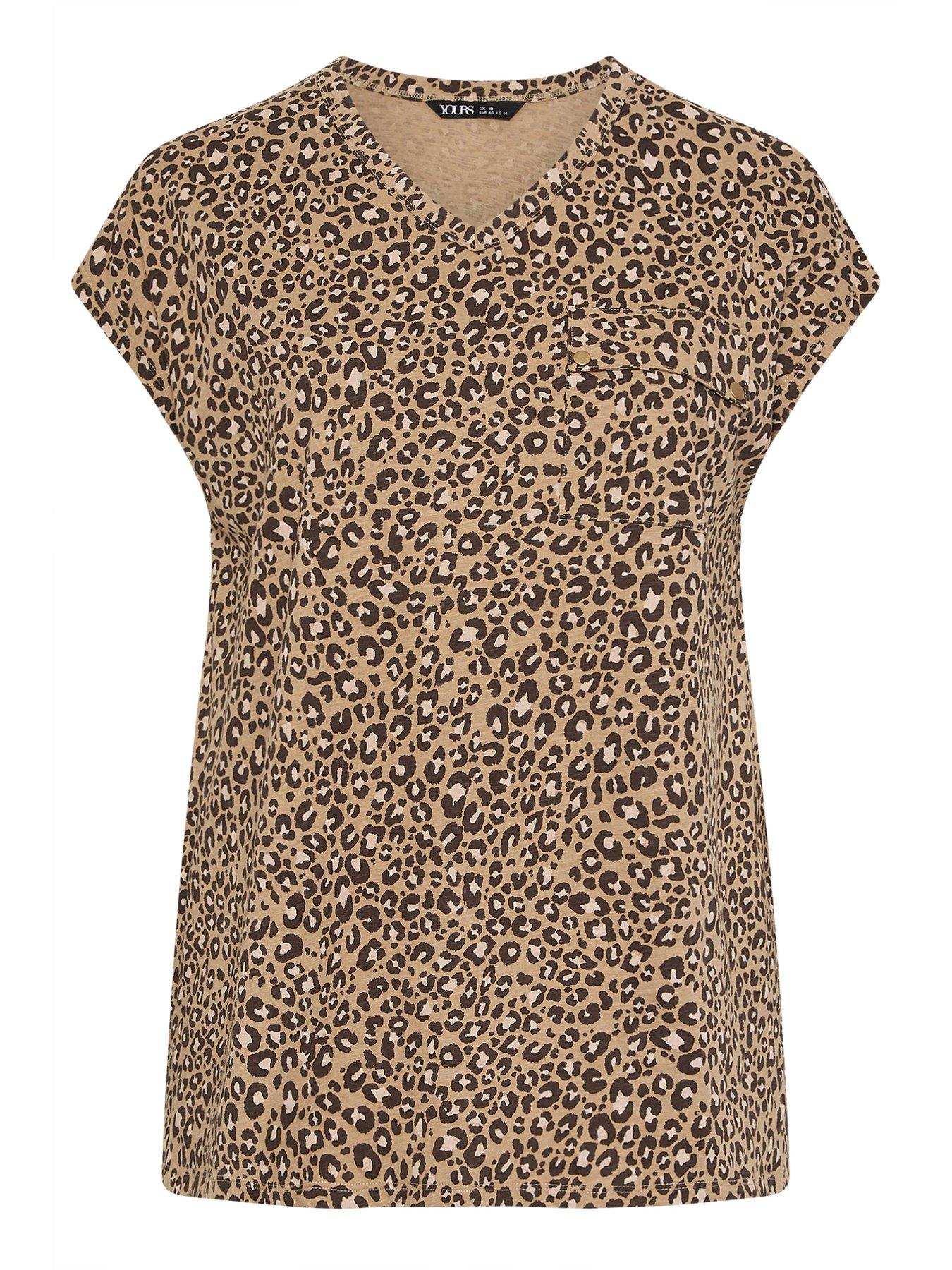 yours-curve-stud-pocket-leopard-print-t-shirt-browndetail