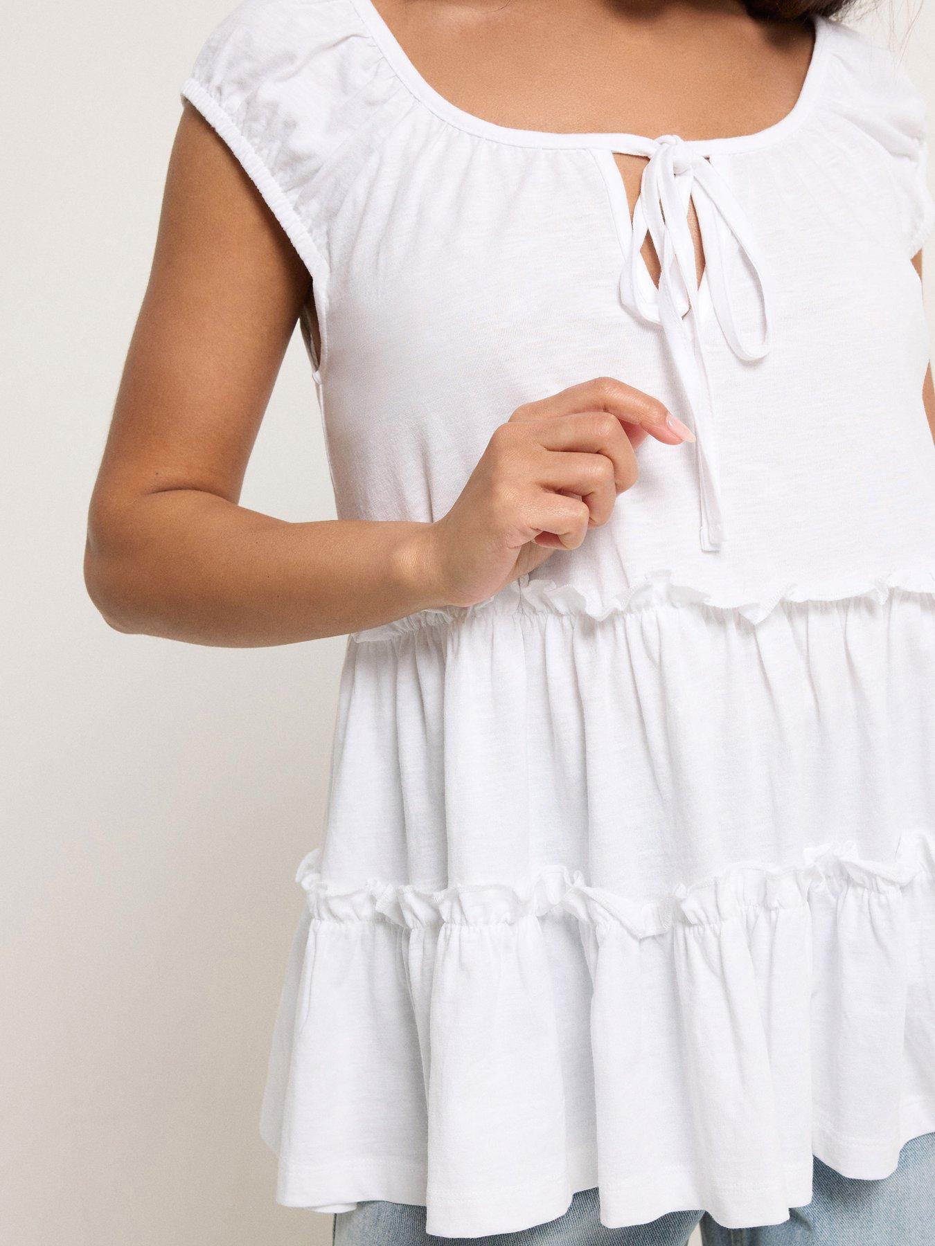 pixiegirl-petite-short-sleeve-tiered-top-whiteoutfit