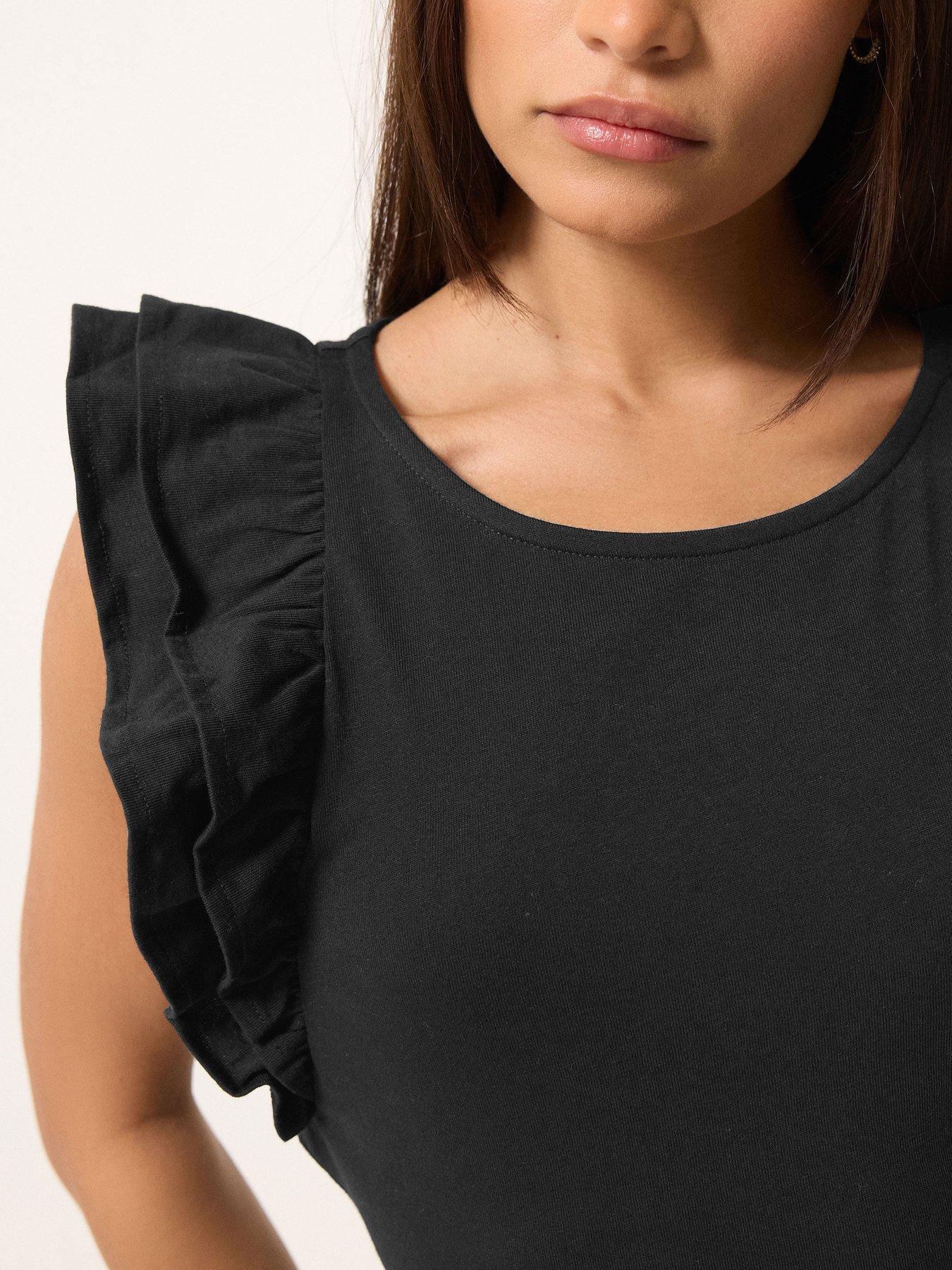 pixiegirl-petite-frill-shoulder-maxi-dressdetail