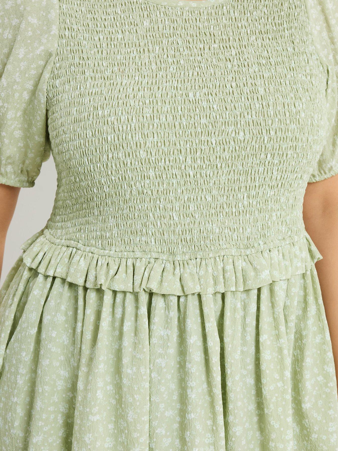yours-curve-texture-shirred-peplum-topoutfit