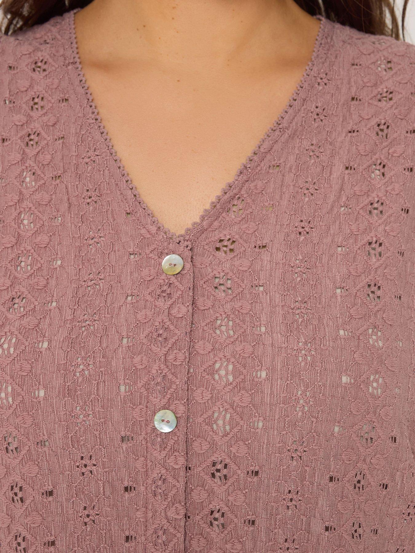 yours-curve-puff-sleeve-anglaise-blouseoutfit