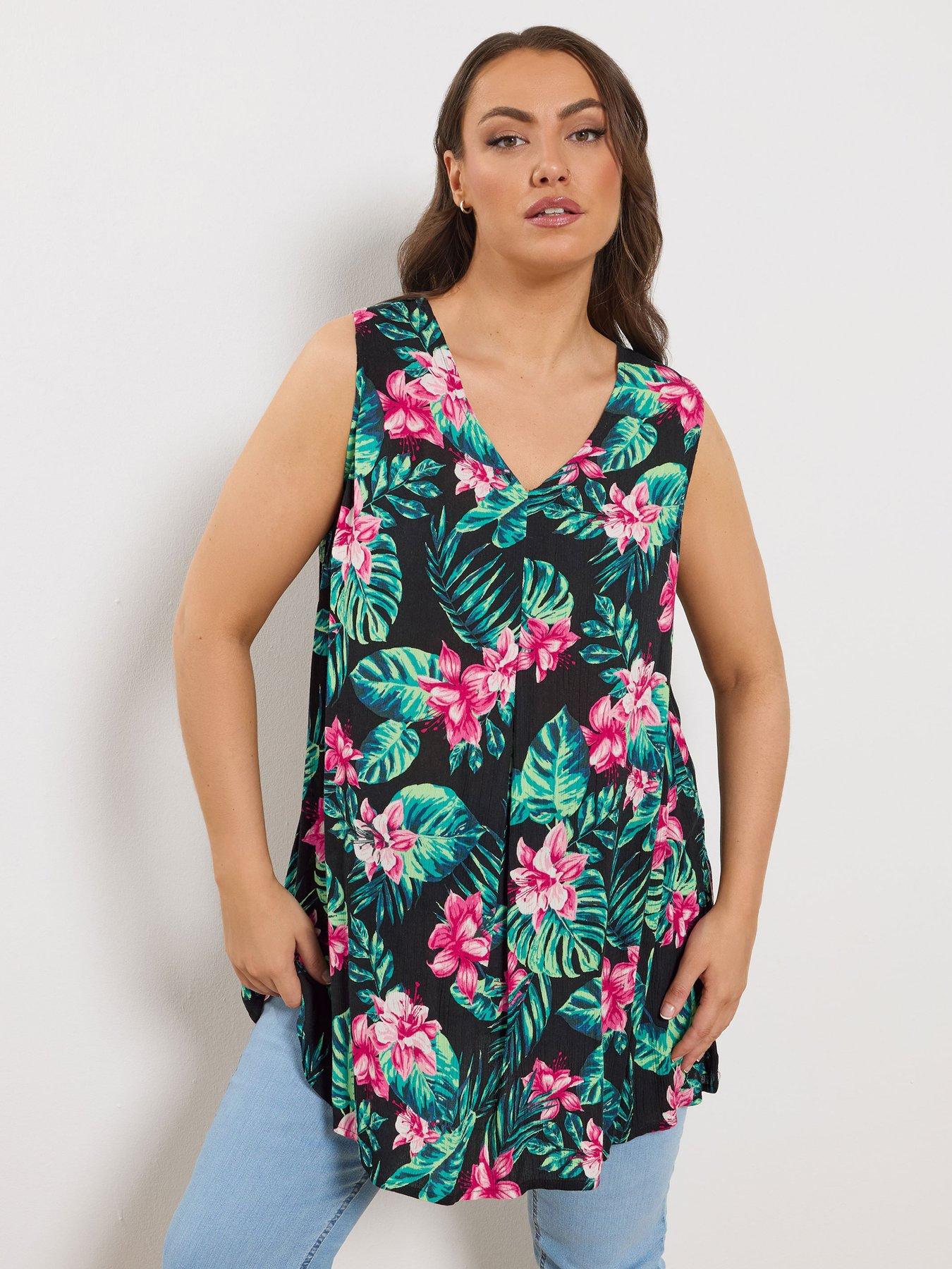 yours-curve-pleat-front-vest-top-blackfront