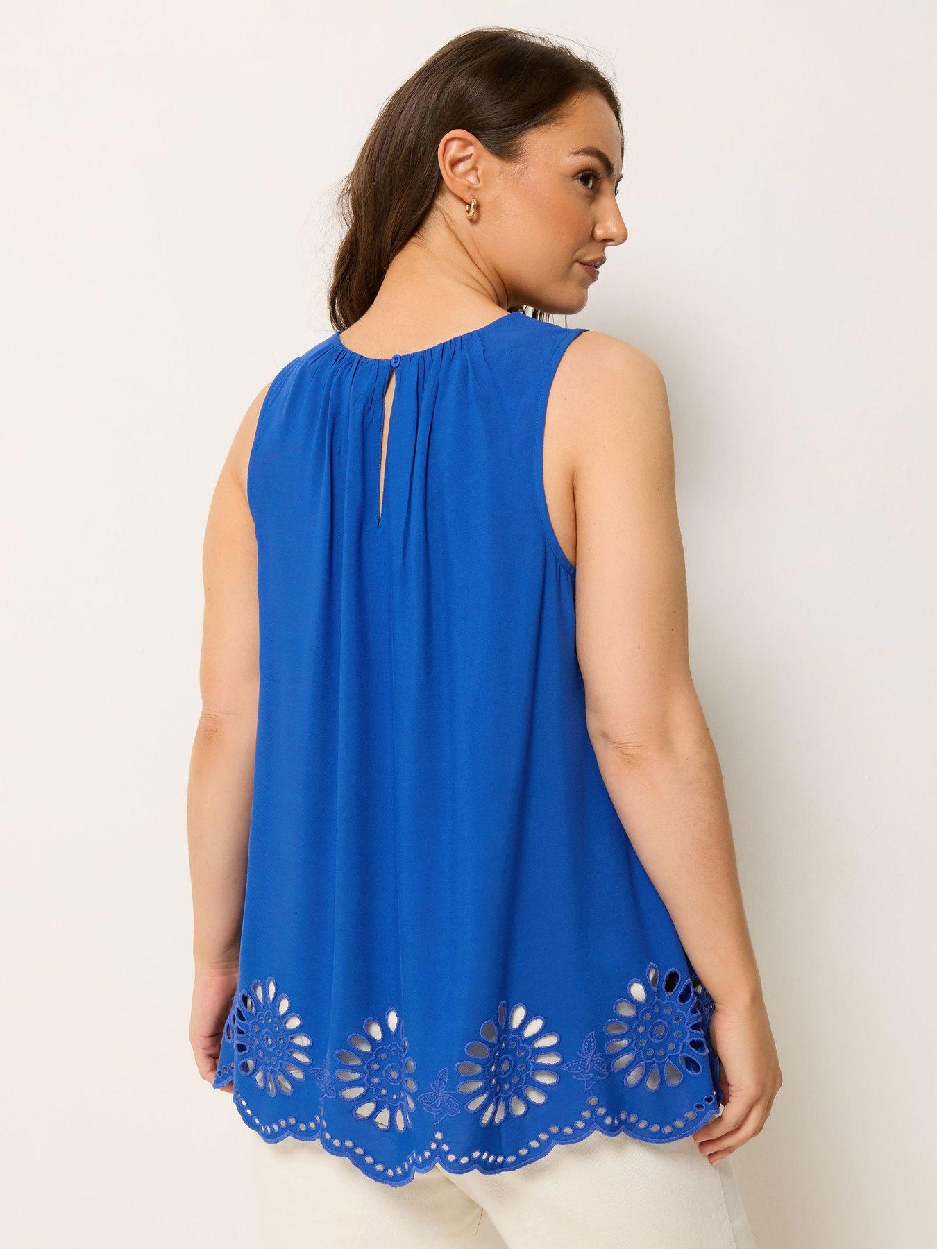 yours-curve-broderie-hem-veststillFront