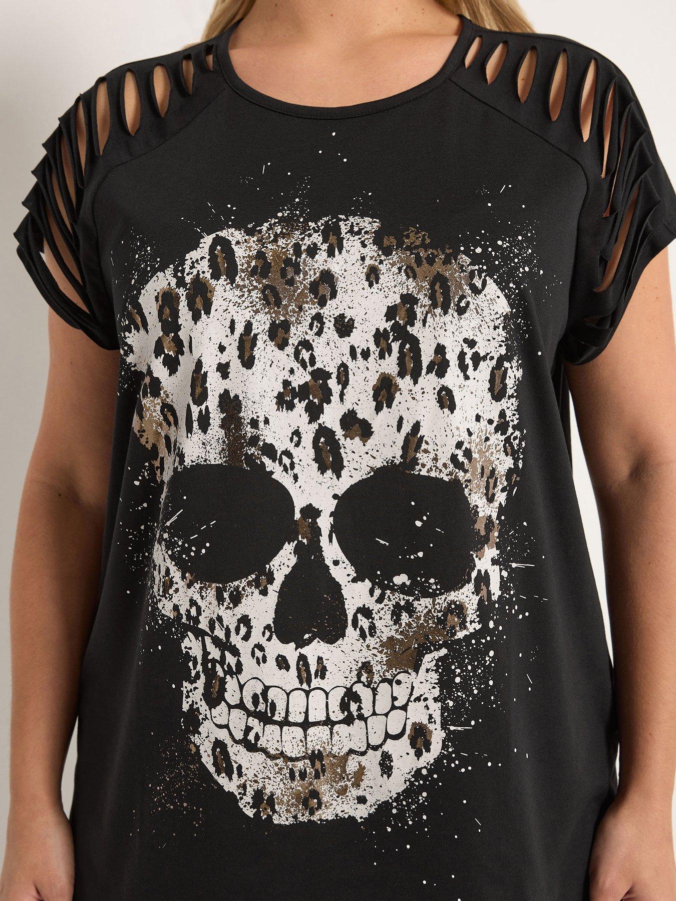 yours-curve-placement-laser-cut-t-shirt-blackdetail