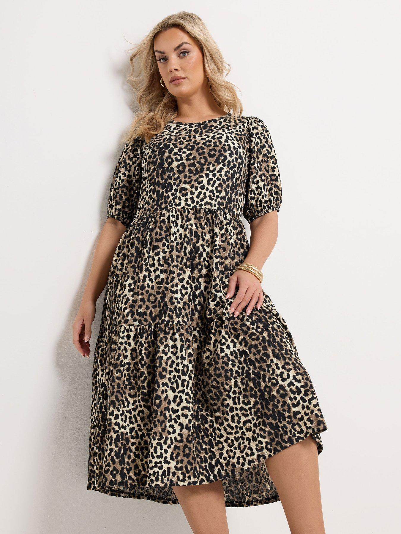yours-curve-puff-sleeve-tiered-leopard-dressfront