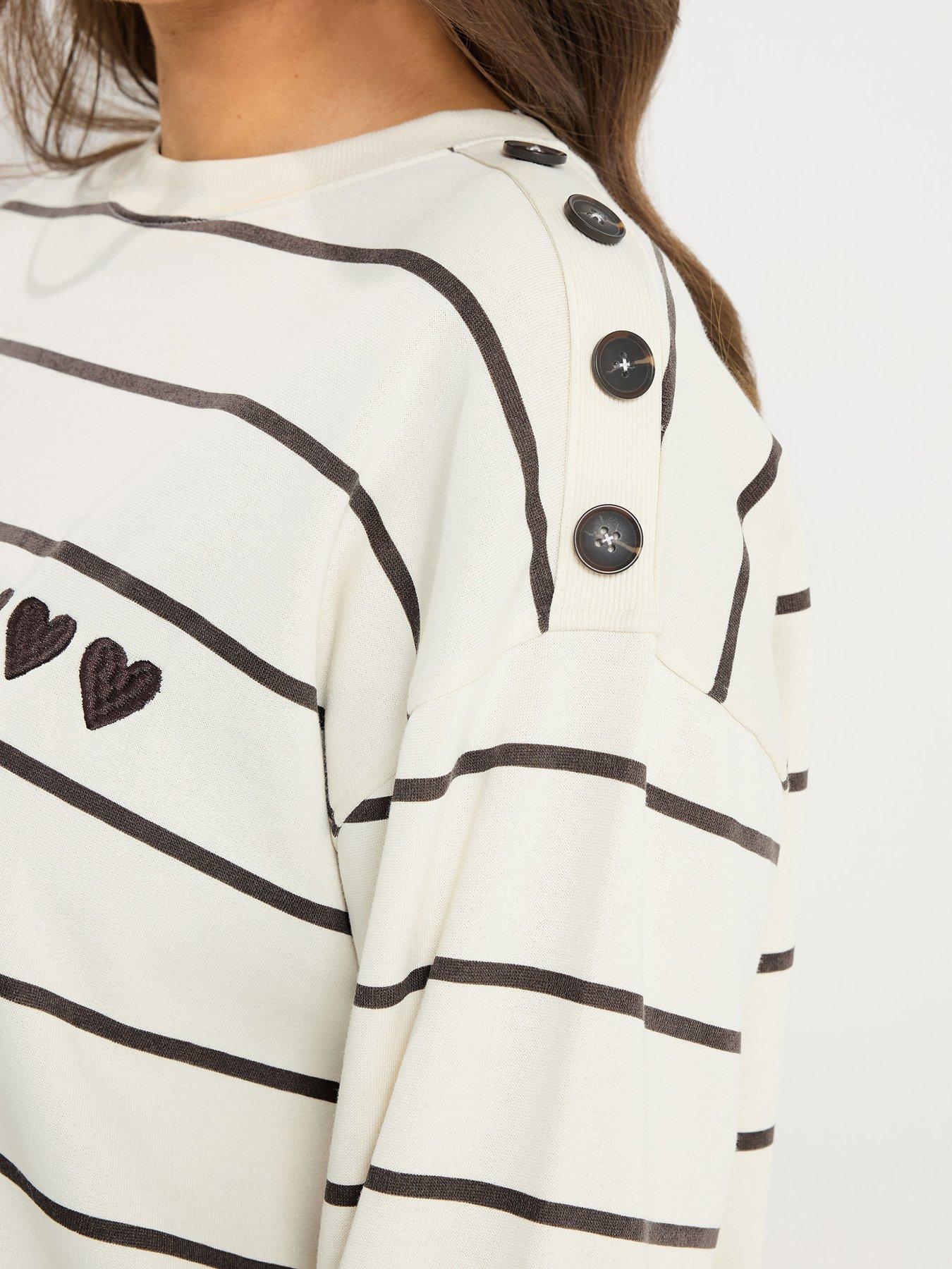 yours-curve-stripe-crew-neck-sweatshirtoutfit