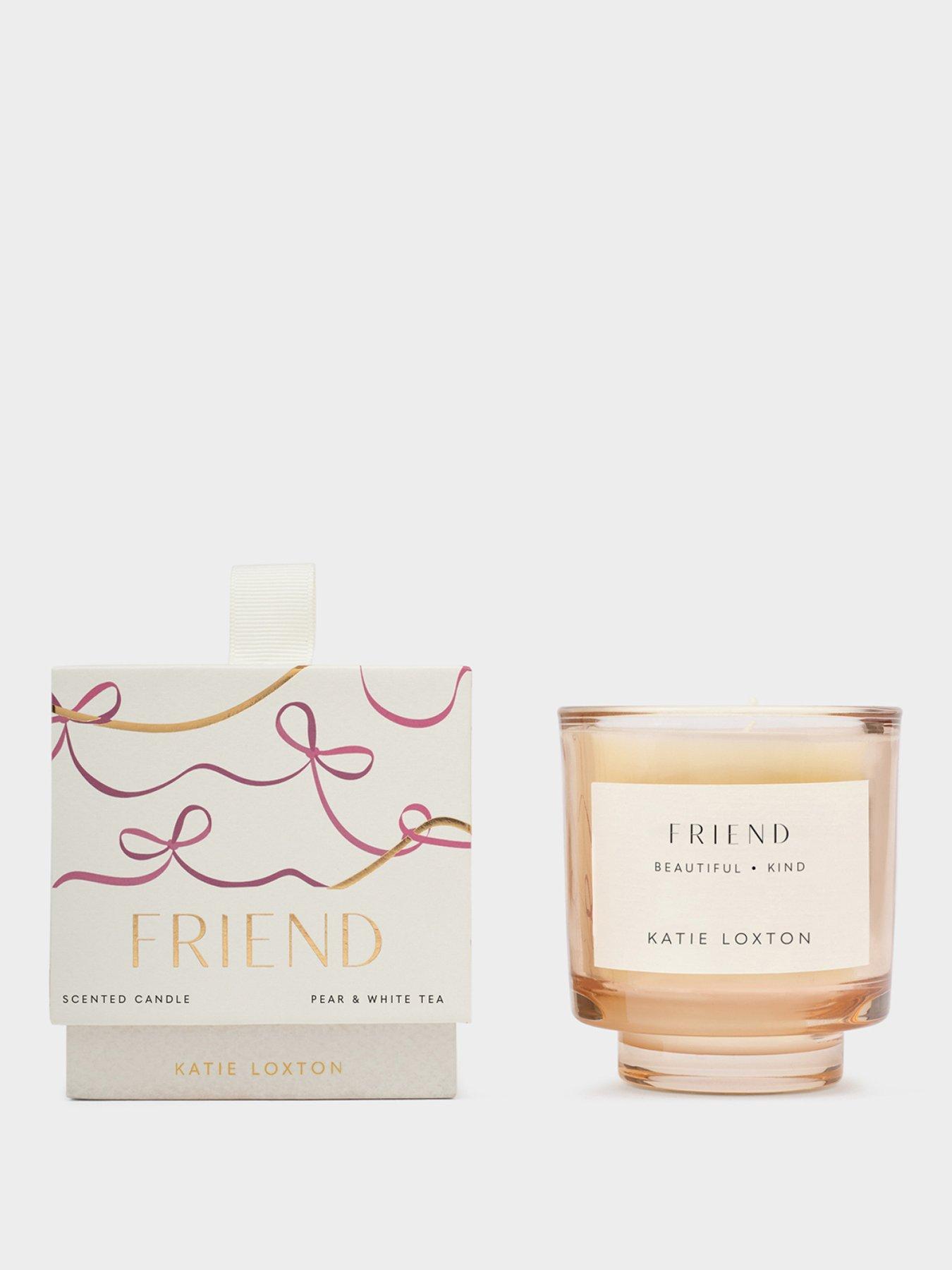 Katie Loxton SENTIMENT CANDLE | FRIEND | English Pear and White Tea | 8.5cm x 7.5cm x 5.1cm